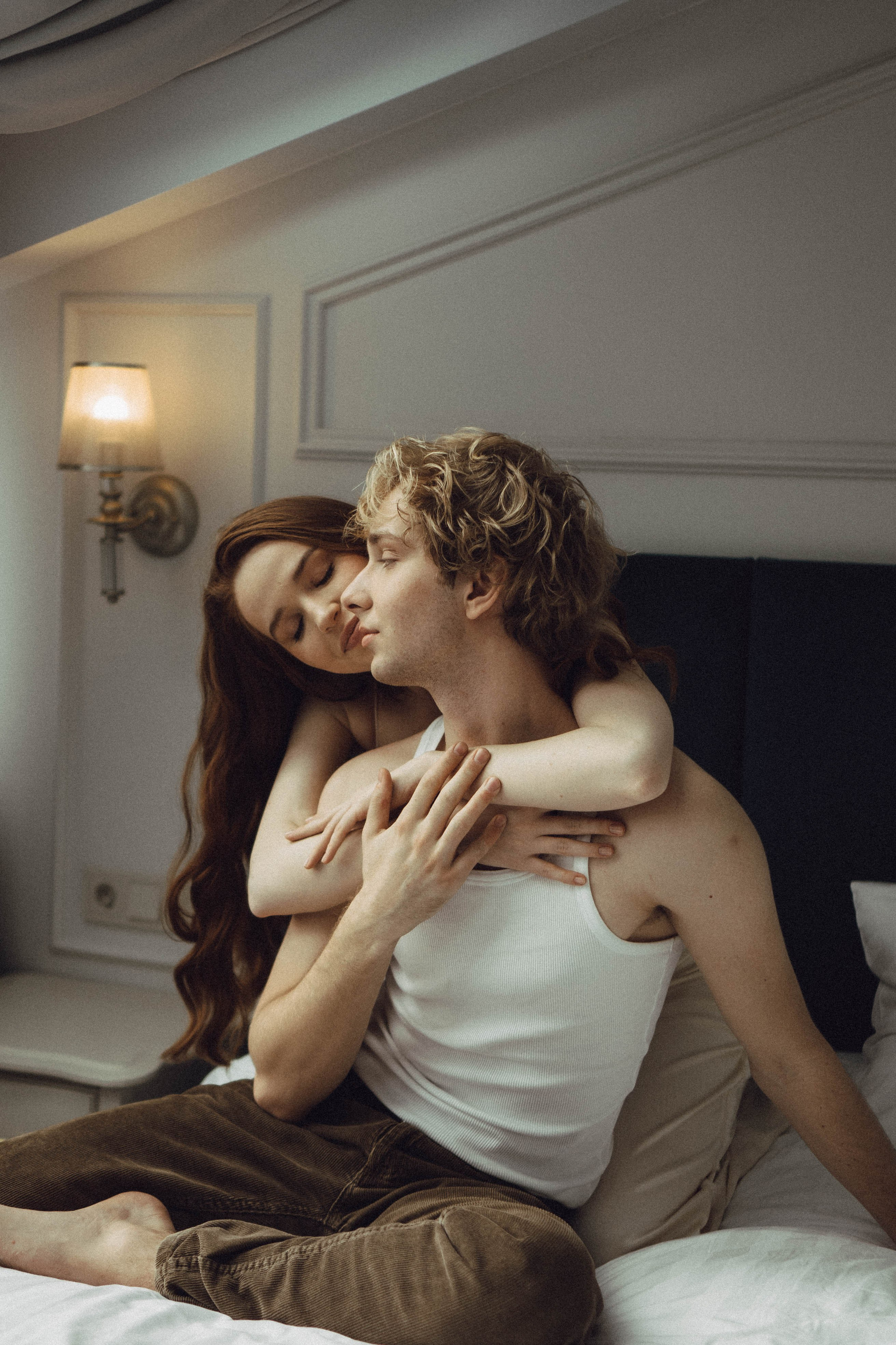 СВАДЕБНАЯ СЬЕМКА В ОТЕЛЕ. СБОРЫ ЖЕНИХА И НЕВЕСТЫ И ТАКЖЕ ТОР И ПОДГОТОВКА К ПРОГУЛКЕ. Профессиональный фотограф, Санкт-Петербург — Виктория Богомолова