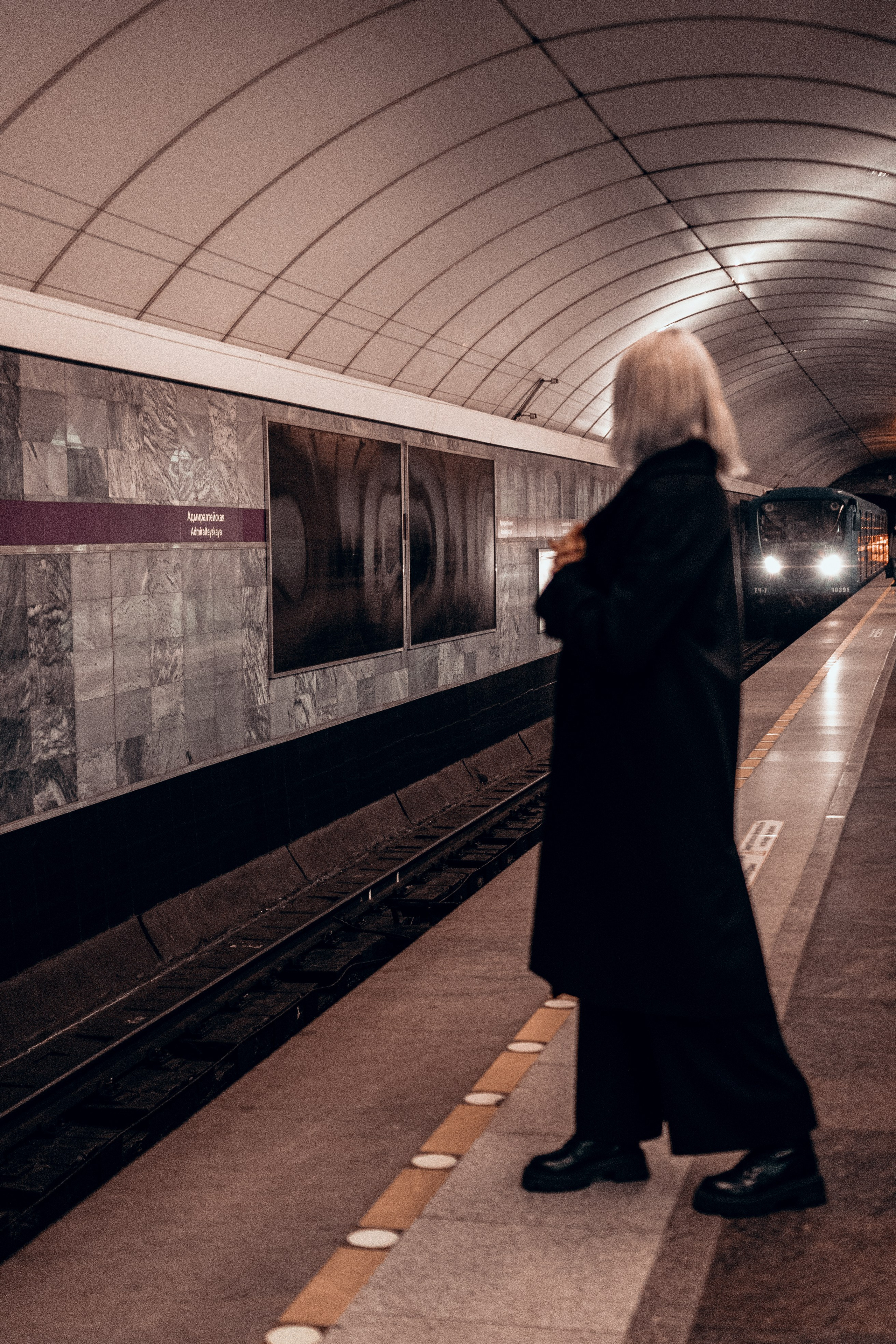 Анастасия в Метро. Профессиональный фотограф, Санкт-Петербург — Виктория Богомолова