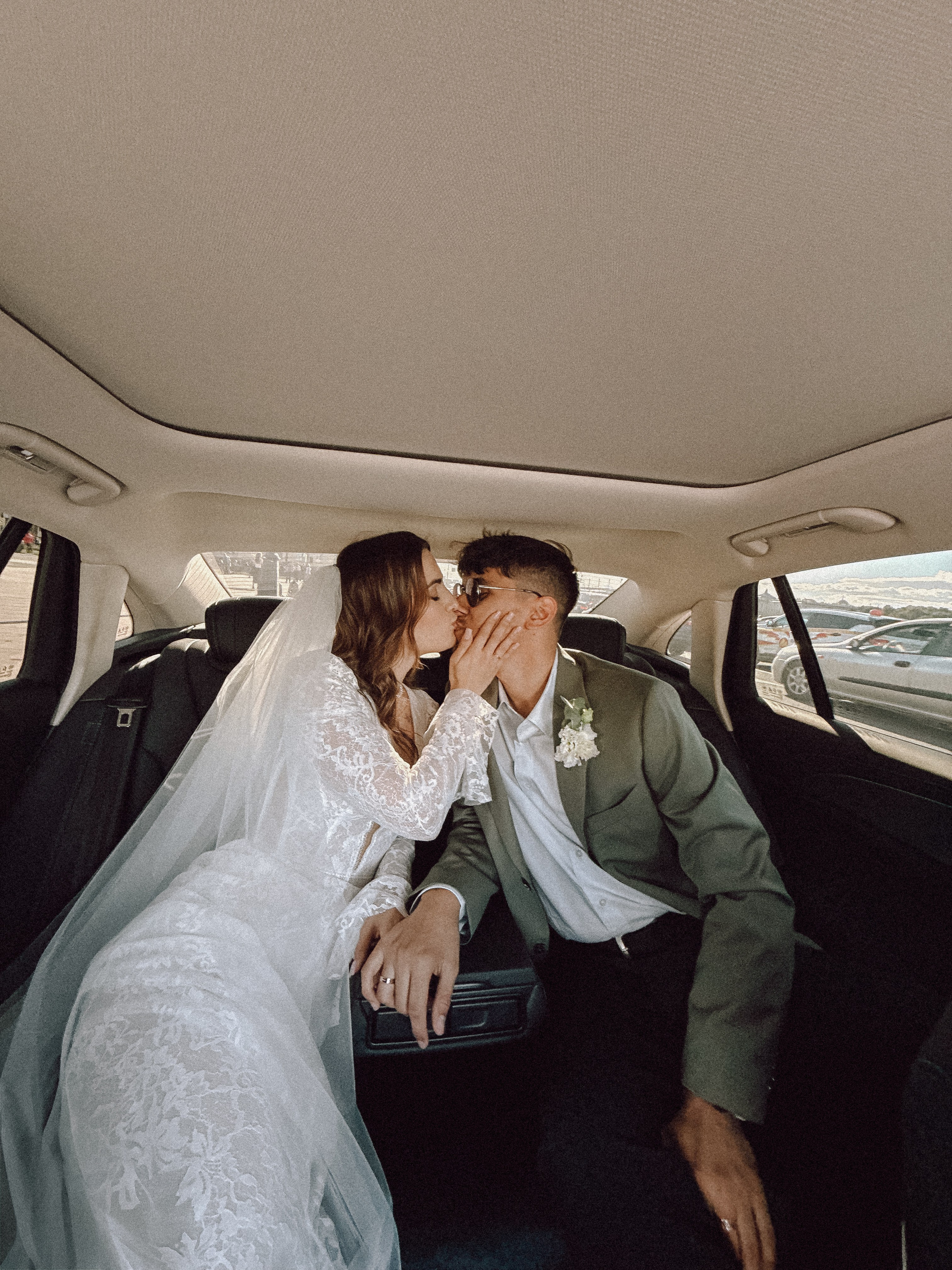 ФОТО НА ТЕЛЕФОН ВО ВРЕМЯ БРАКОСОЧЕТАНИЯ В ПЕРВОМ ДВОРЦЕ И ПРОГУЛКИ. Профессиональный фотограф, Санкт-Петербург — Виктория Богомолова