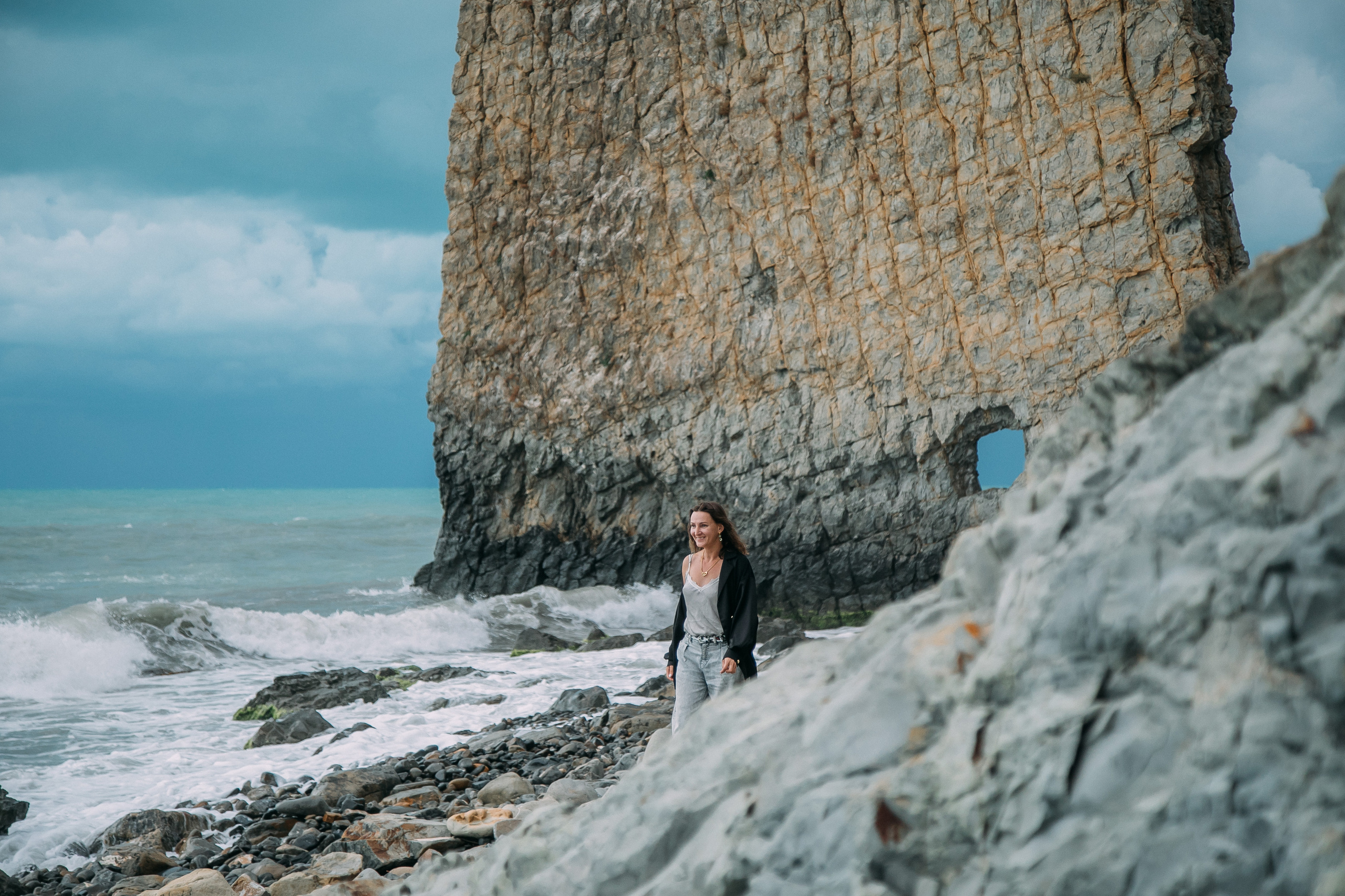 Скала «Парус» и Евгения. Портретный, семейный, свадебный фотограф в Магадане — Екатерина Литвин