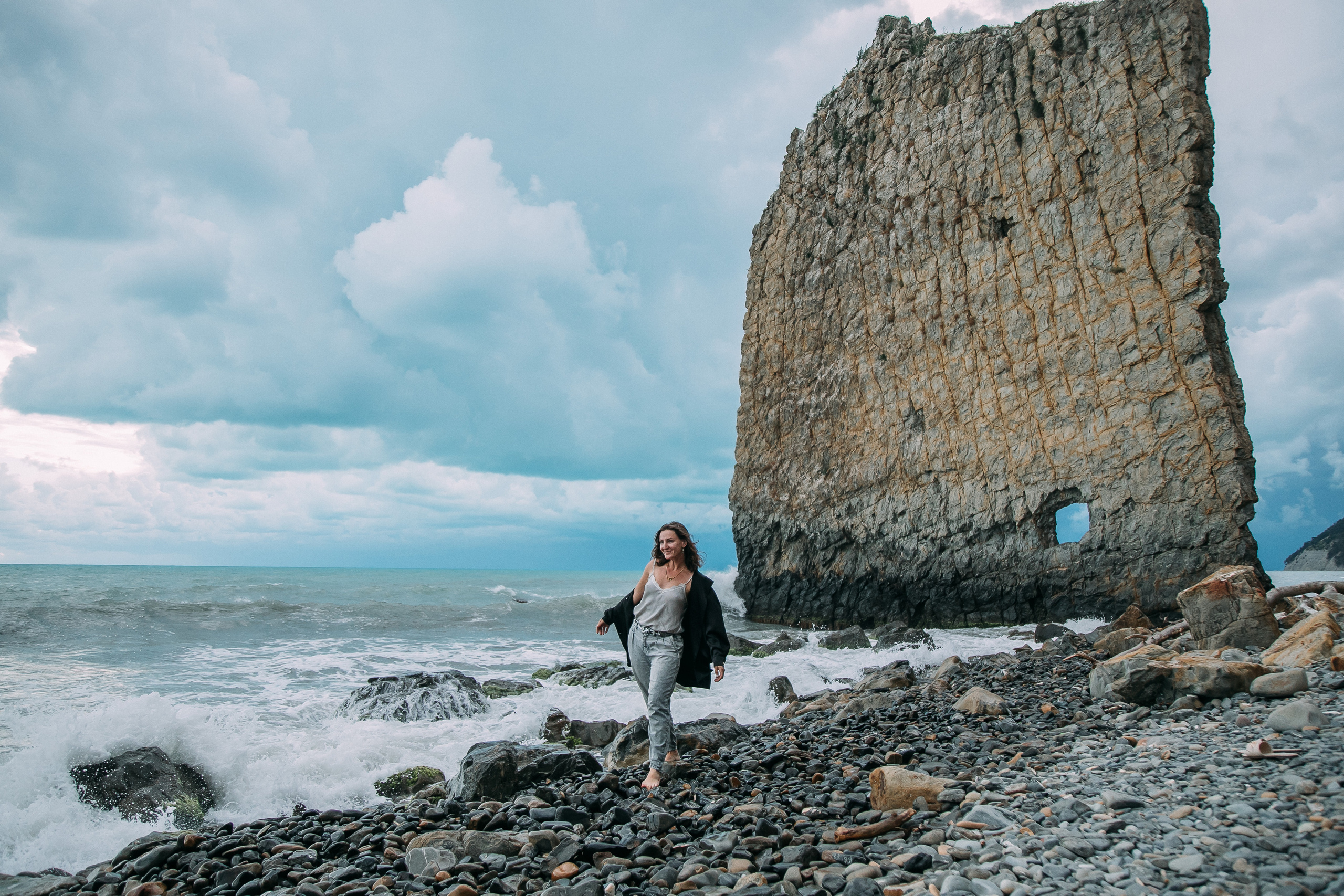 Скала «Парус» и Евгения. Портретный, семейный, свадебный фотограф в Магадане — Екатерина Литвин