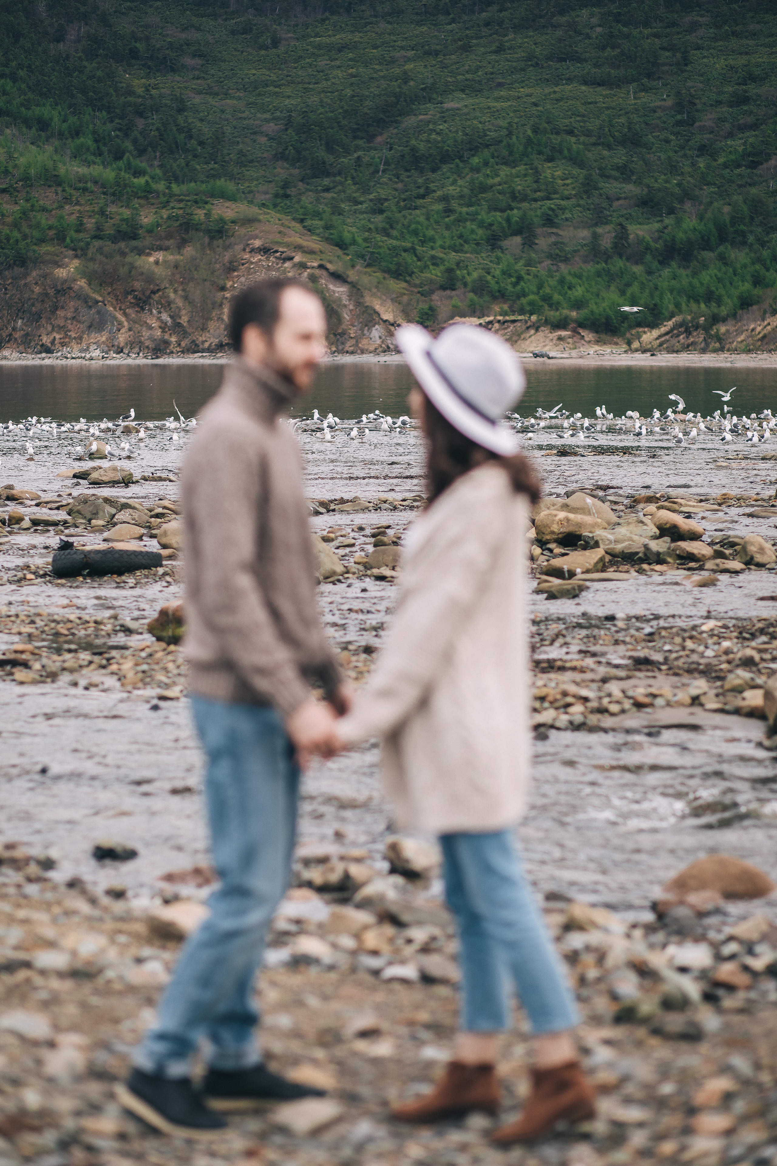 Романтичная семейная Фотосессия для двоих на берегу Охотского моря. Портретный, семейный, свадебный фотограф в Магадане — Екатерина Литвин
