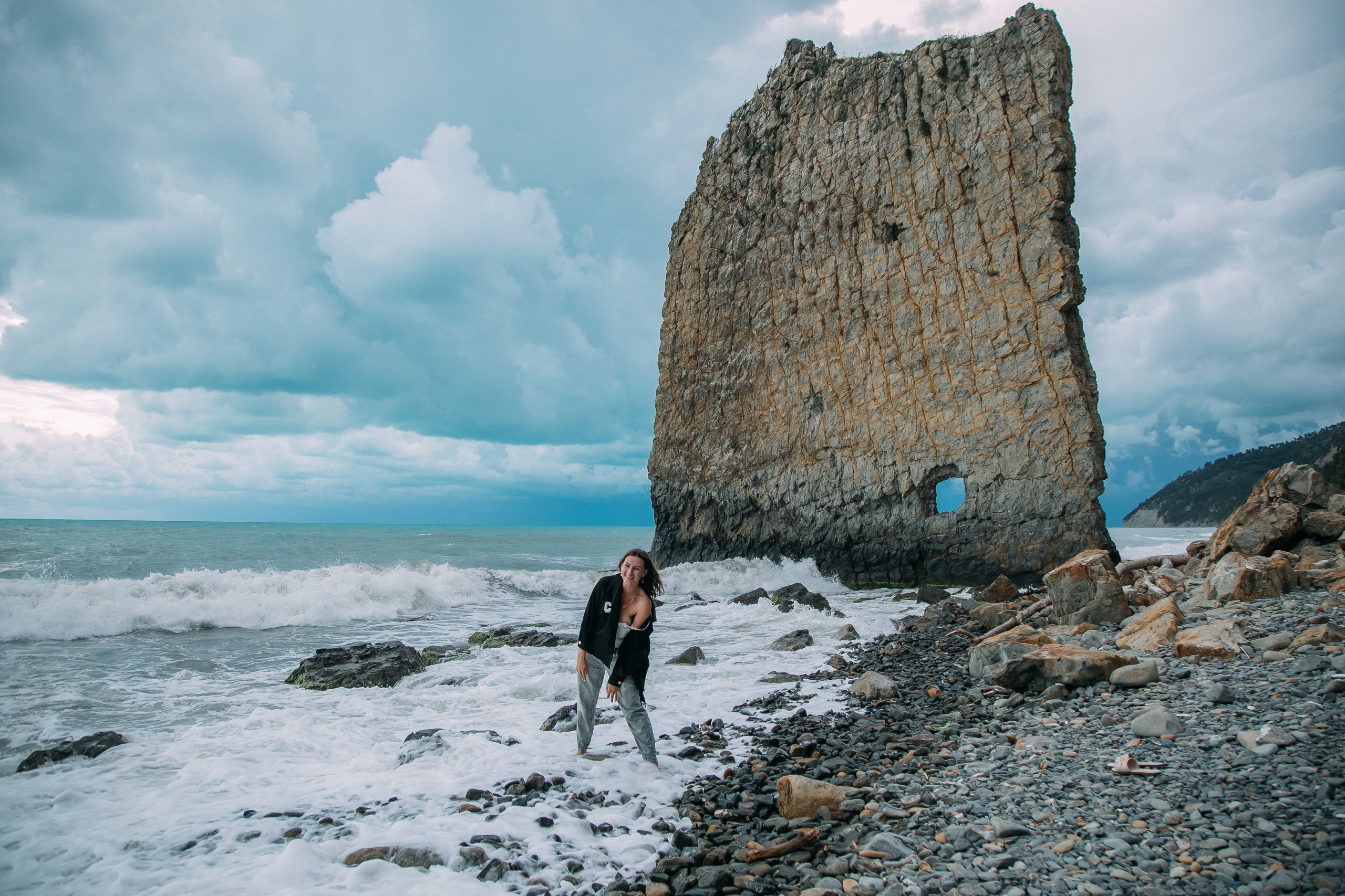 Скала «Парус» и Евгения. Портретный, семейный, свадебный фотограф в Магадане — Екатерина Литвин