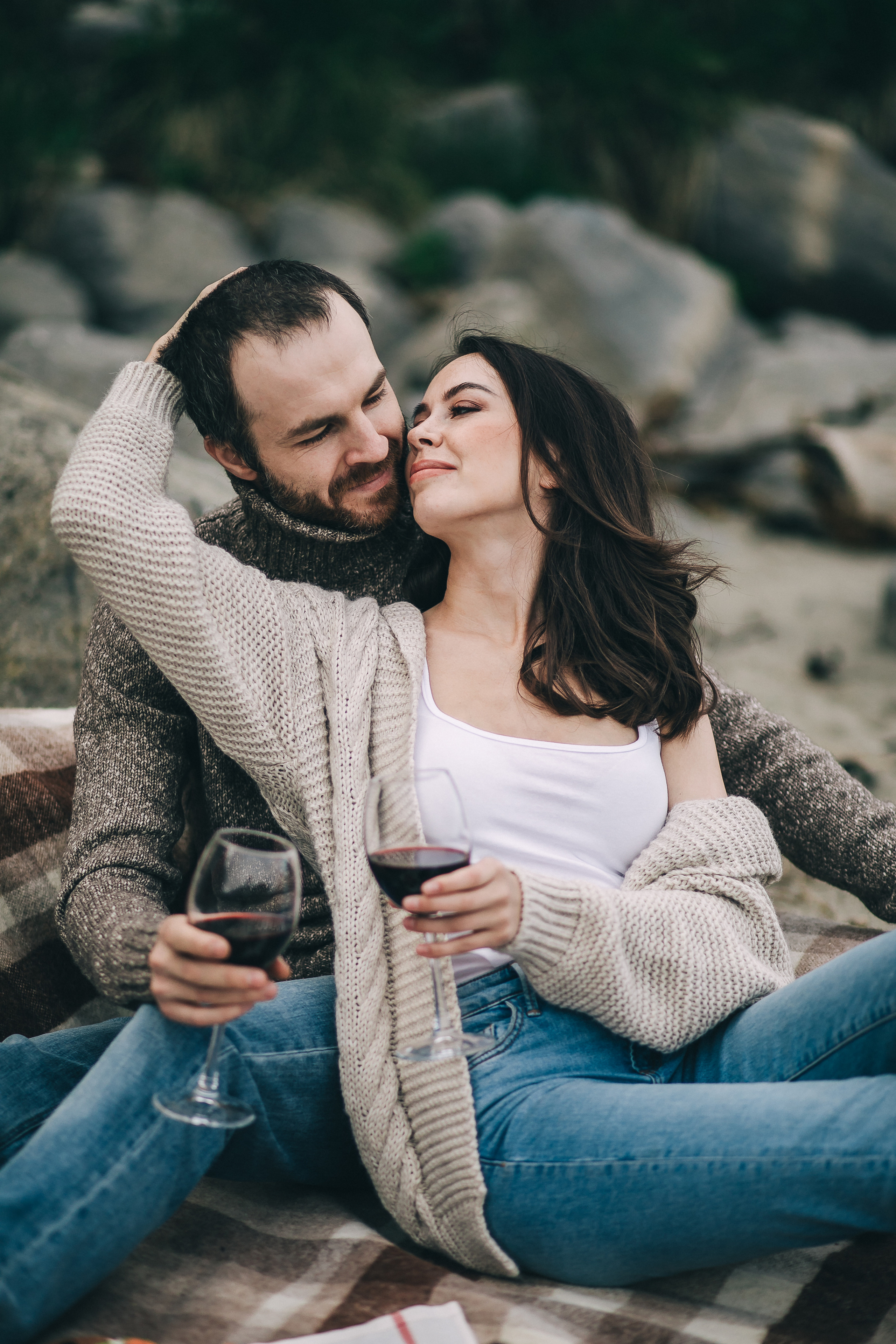 Романтичная семейная Фотосессия для двоих на берегу Охотского моря. Портретный, семейный, свадебный фотограф в Магадане — Екатерина Литвин