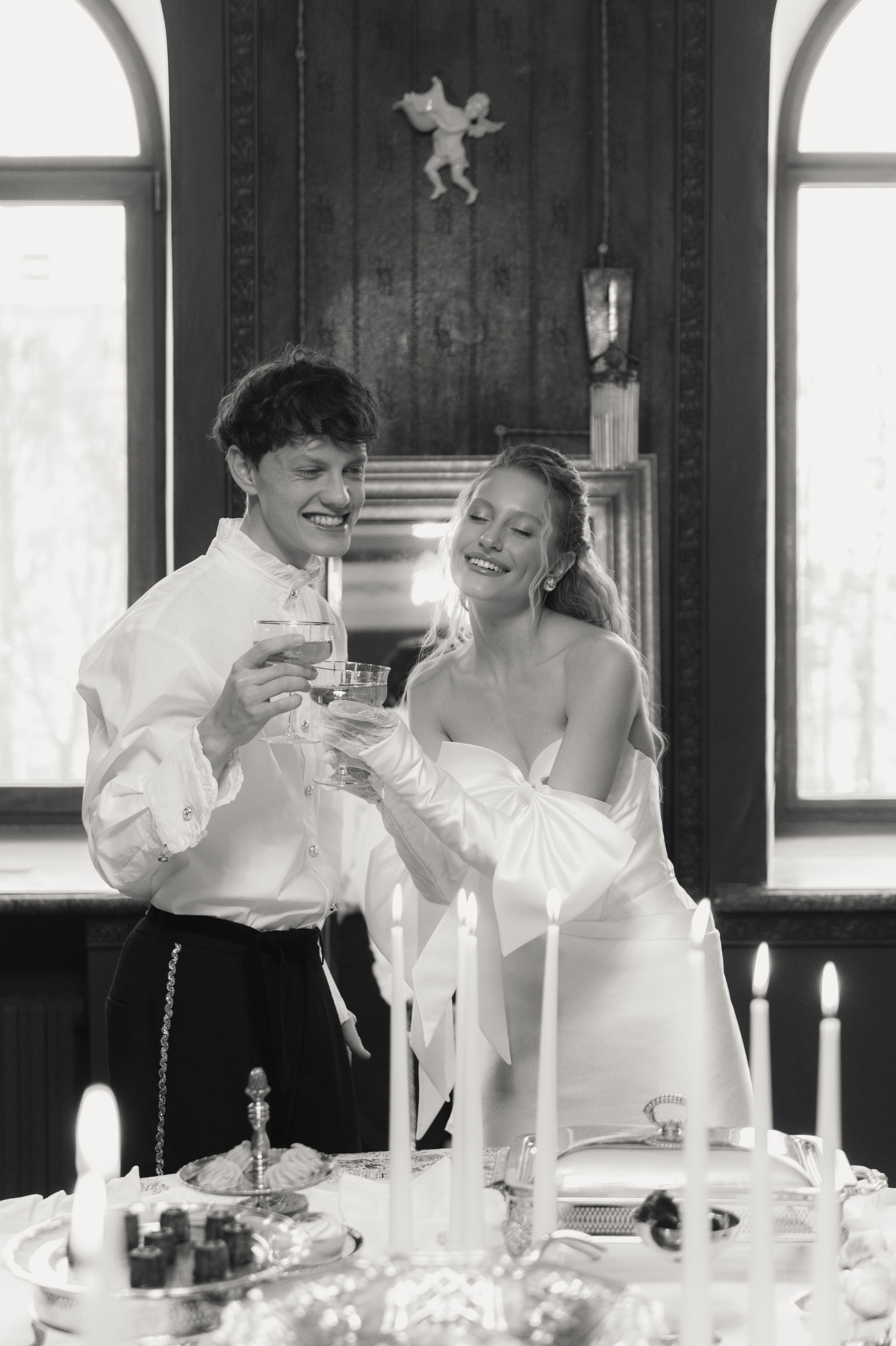 Свадебная съемка в исторической квартире на Чистых прудах. Ярослава Ерина — свадебный фотограф в Москве