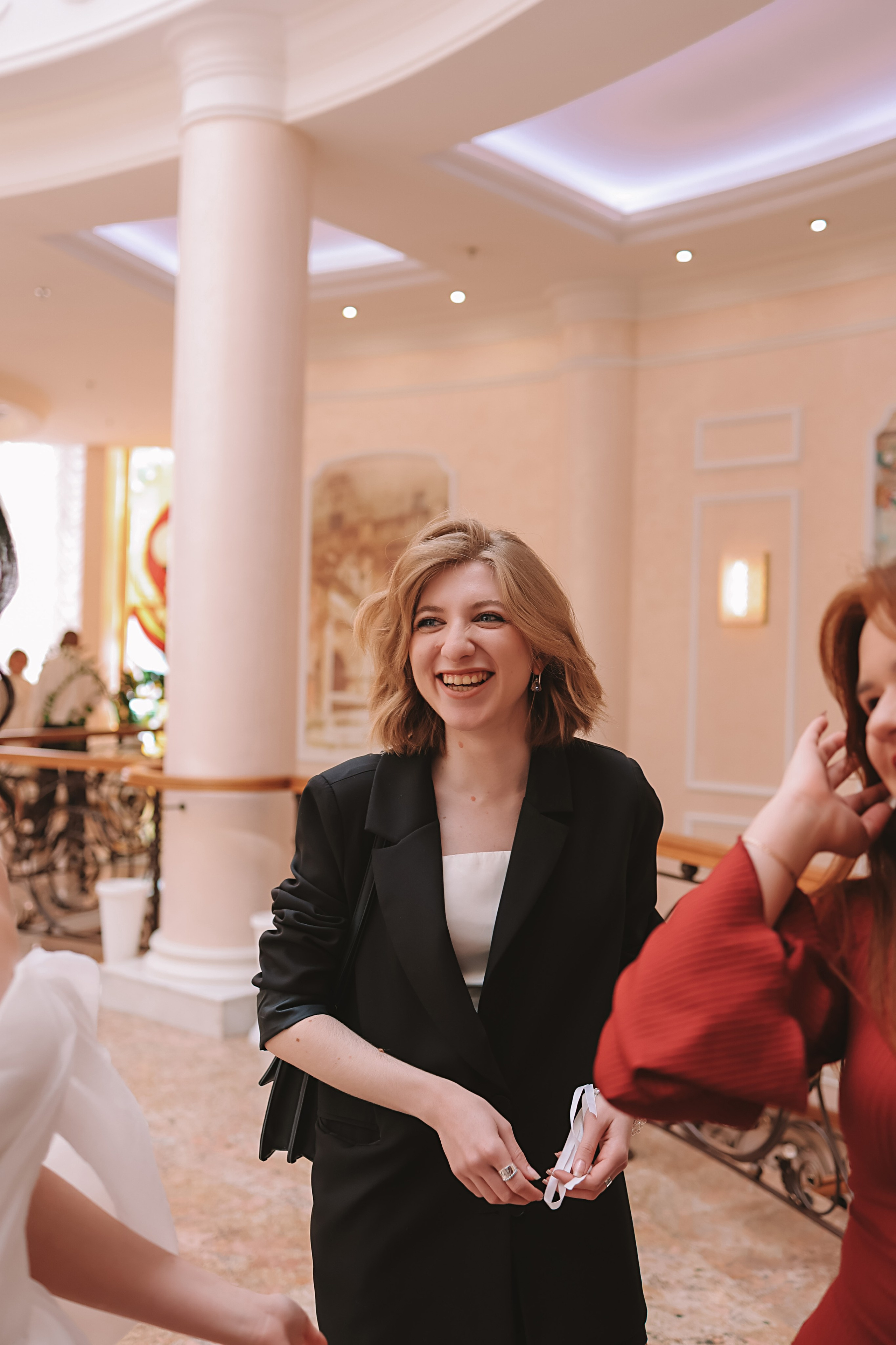 Айвазовский и парк дружбы народов. Семейный фотограф Тюмень, фотограф на роды Салмина Мария