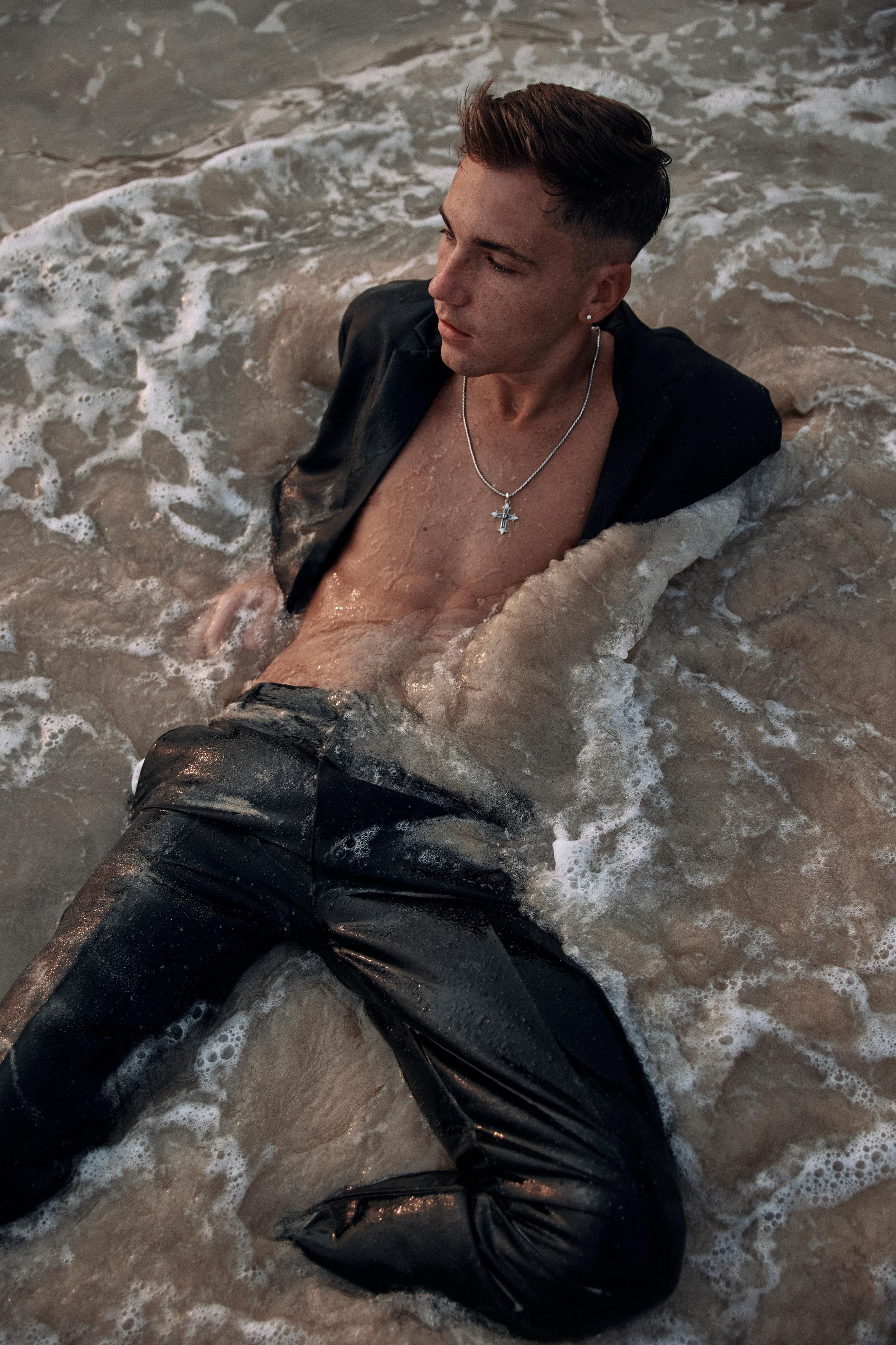 SECRET BEACH. Дмитрий Мазуркевич: Профессиональный Репортажный Фотограф