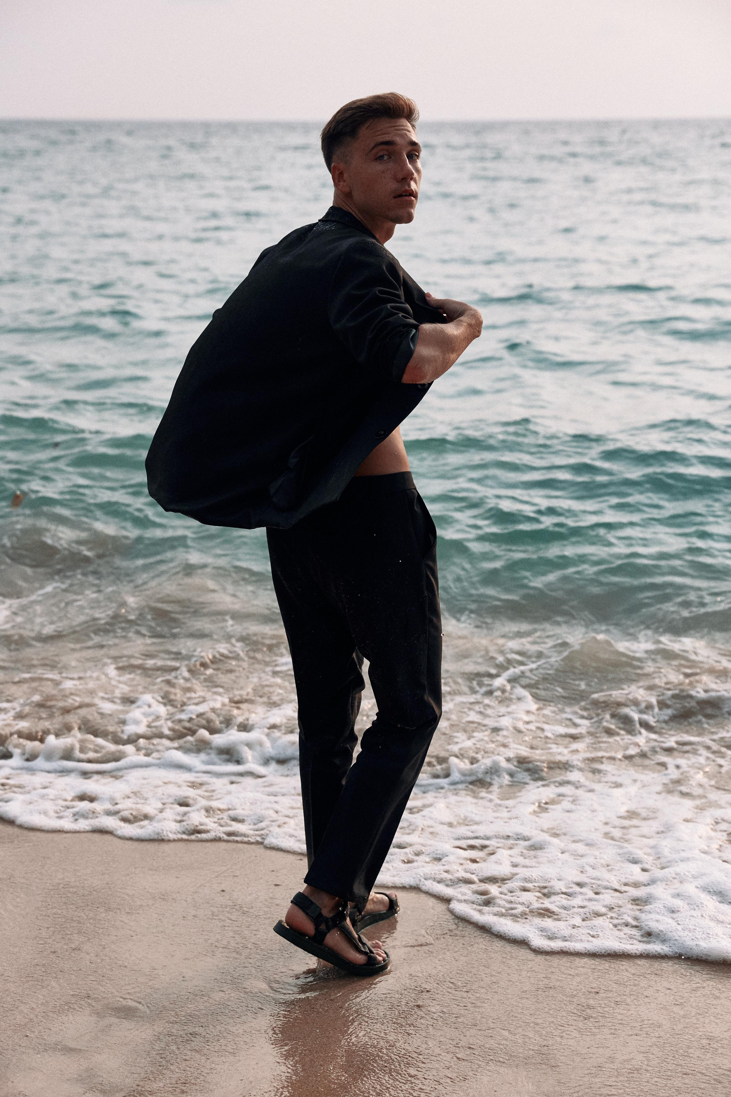 SECRET BEACH. Дмитрий Мазуркевич: Профессиональный Репортажный Фотограф