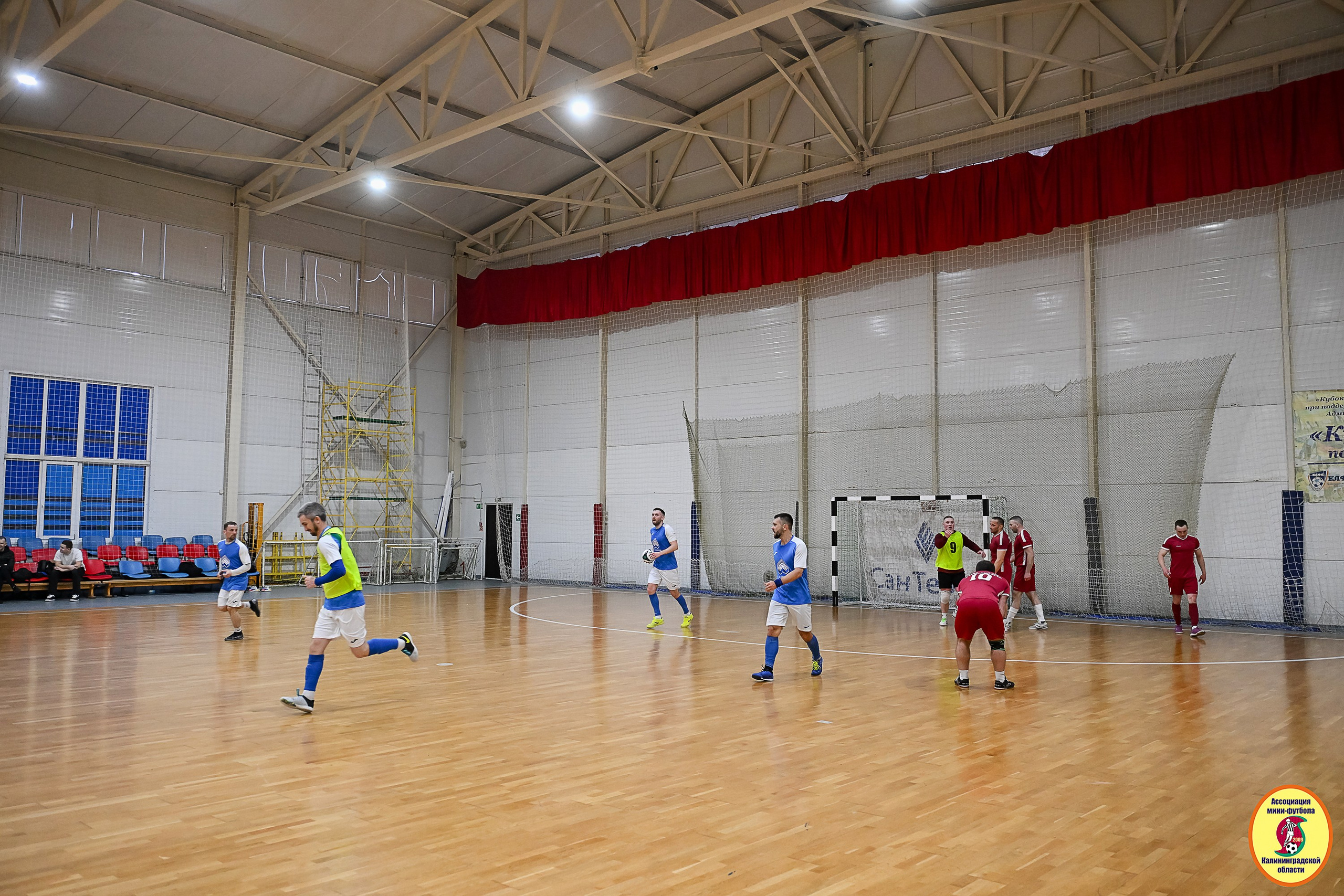 Корпоративная Бизнес Лига по футзалу — Весна 2026. VIBECITY.RU Вайб Сити Ру Фоторепортажи Фотоотчеты Калининград