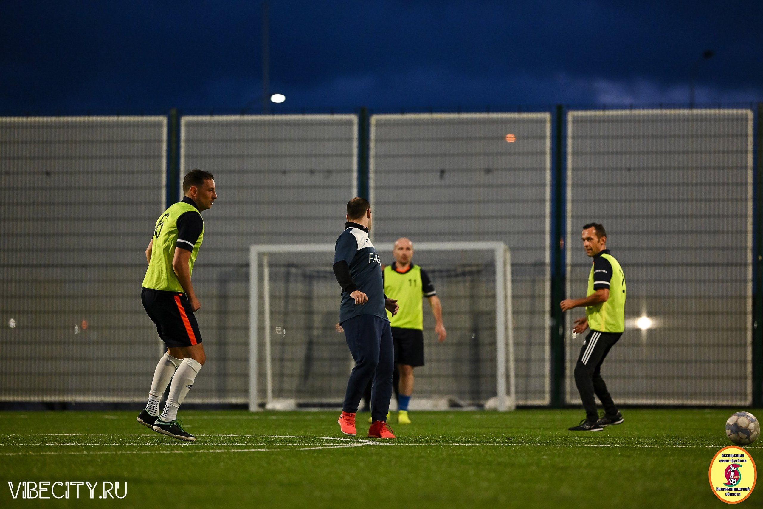 ИГРЫ МИНИ-ФУТБОЛЬНОЙ ЛИГИ. VIBECITY.RU Вайб Сити Ру Фоторепортажи Фотоотчеты Калининград