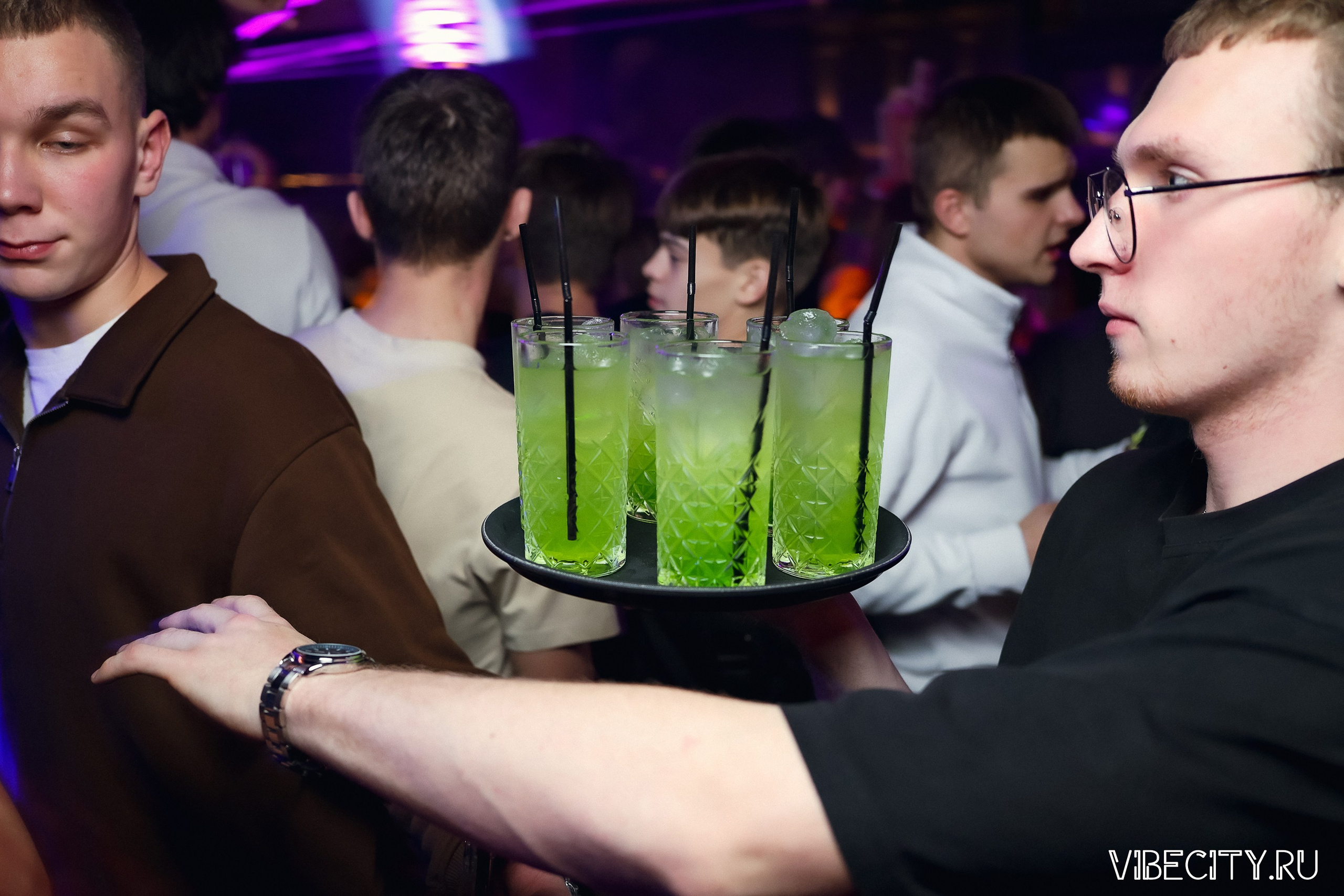 DOUBLE U. VIBECITY.RU Вайб Сити Ру Фоторепортажи Фотоотчеты Калининград