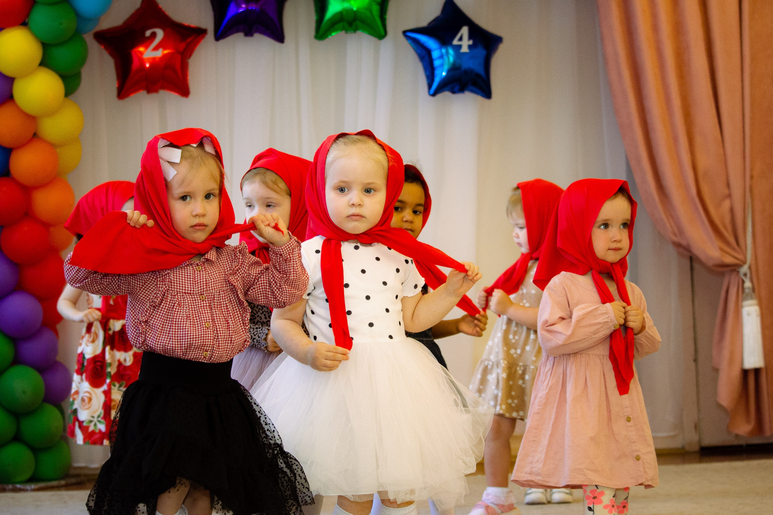 Утренник в яслях. Фотограф Великий Новгород Татьяна Чиглинцева