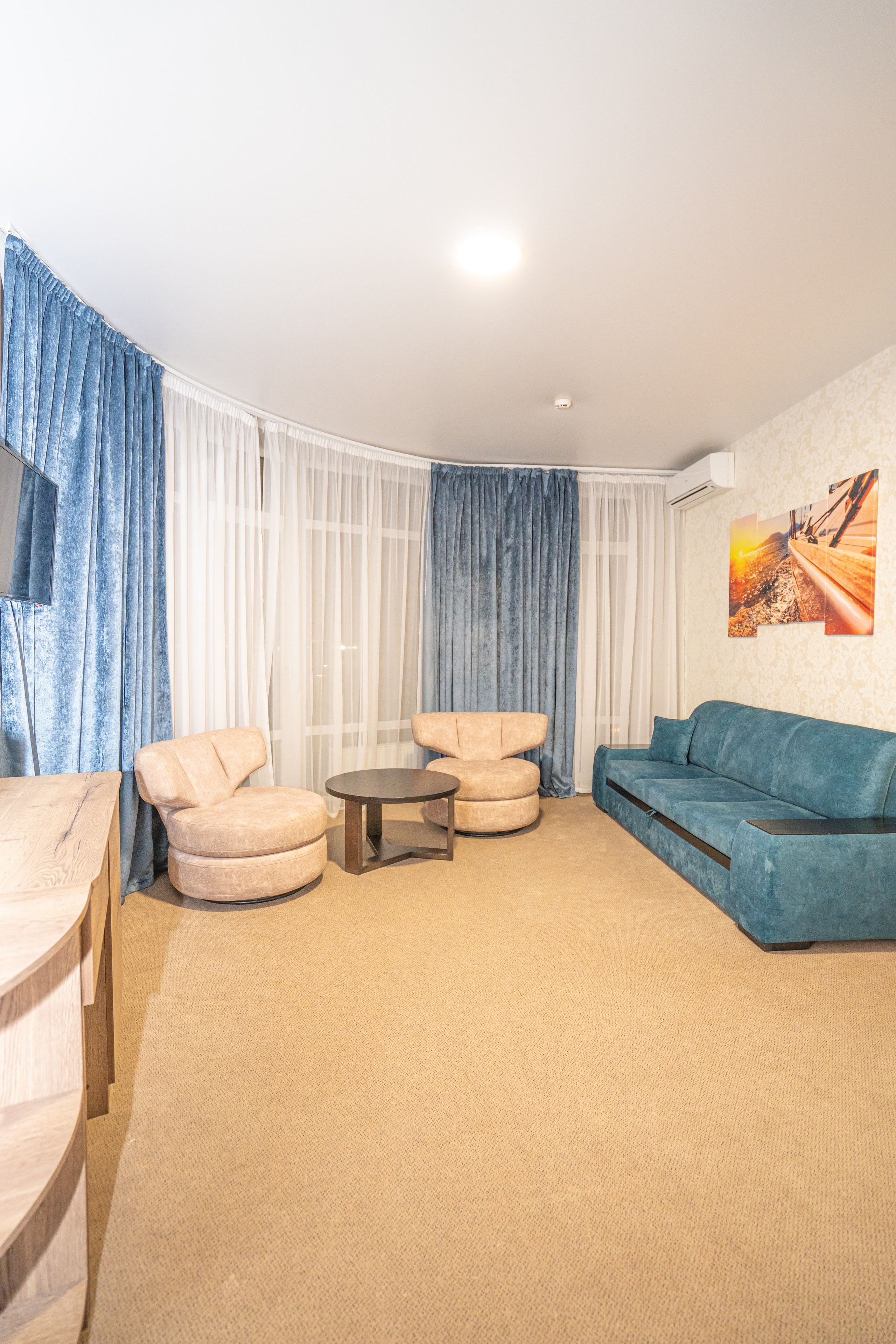 Интерьерная фотосъемка премиальных отелей Dream Hotel в Краснодаре и Анапе Профессиональная фотосъемка интерьеров отелей Dream Hotel: Красно. Шедевры для Вас! Фотограф и Видеограф в Краснодаре Пахиев Руслан