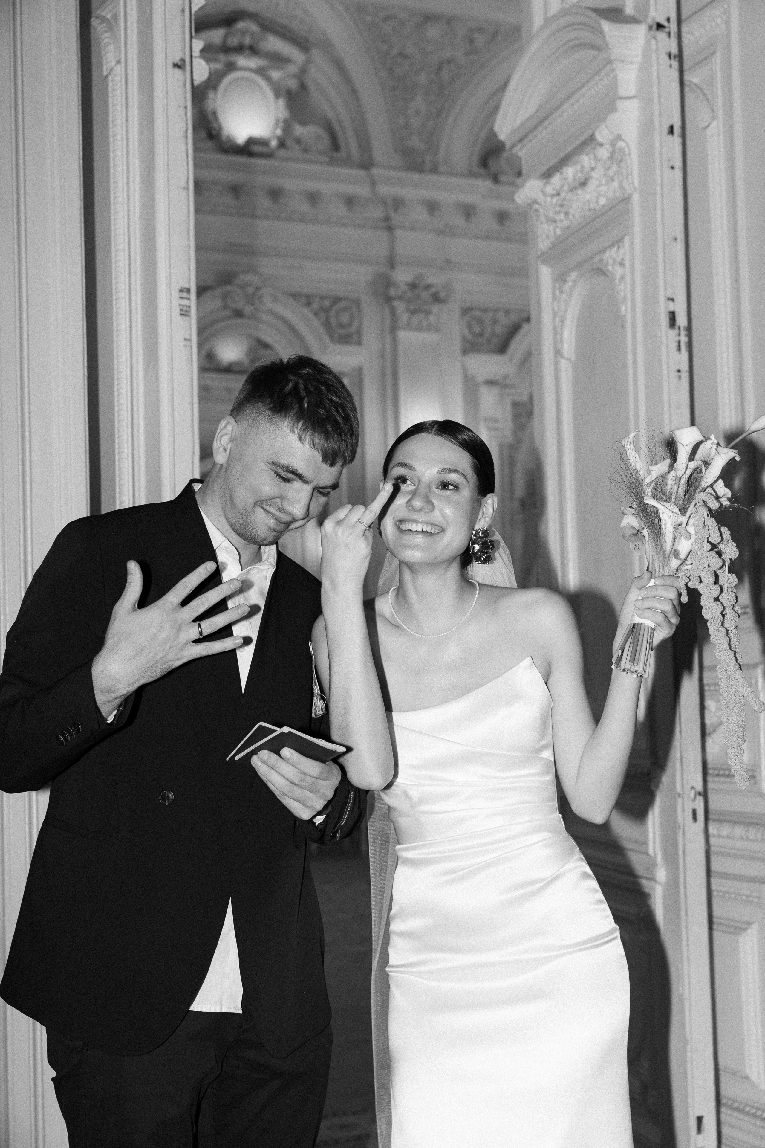 На ярком солнце. Свадебный фотограф Таня Караисаева