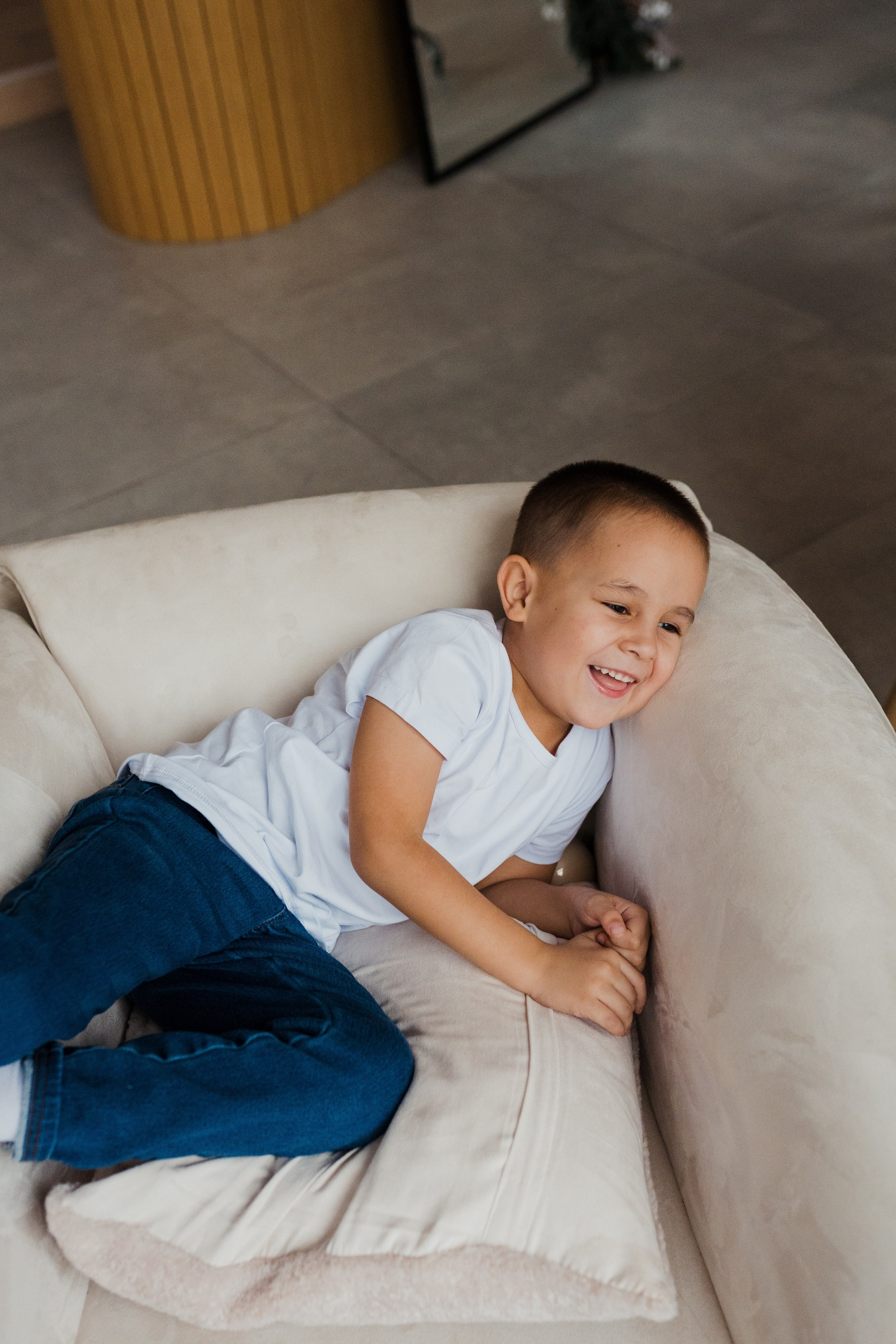 Семейная фотосессия в студии в Москве, семейный фотограф Анна Полушина. Свадебный фотограф в Москве Анна Полушина