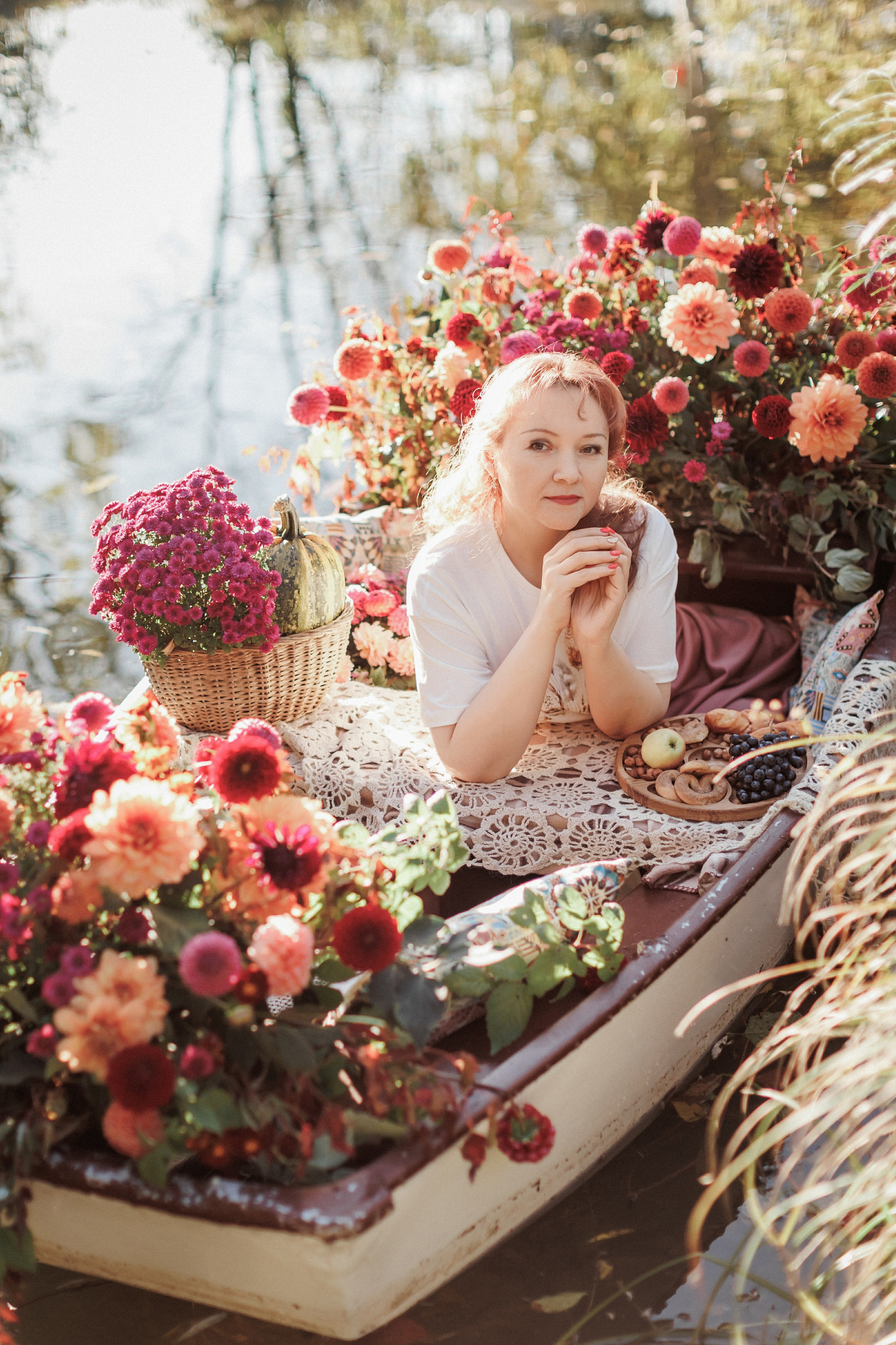 Фотопроект «Лодка в цветах». Свадебный, семейный и детский фотограф в городе Партизанск, Находка