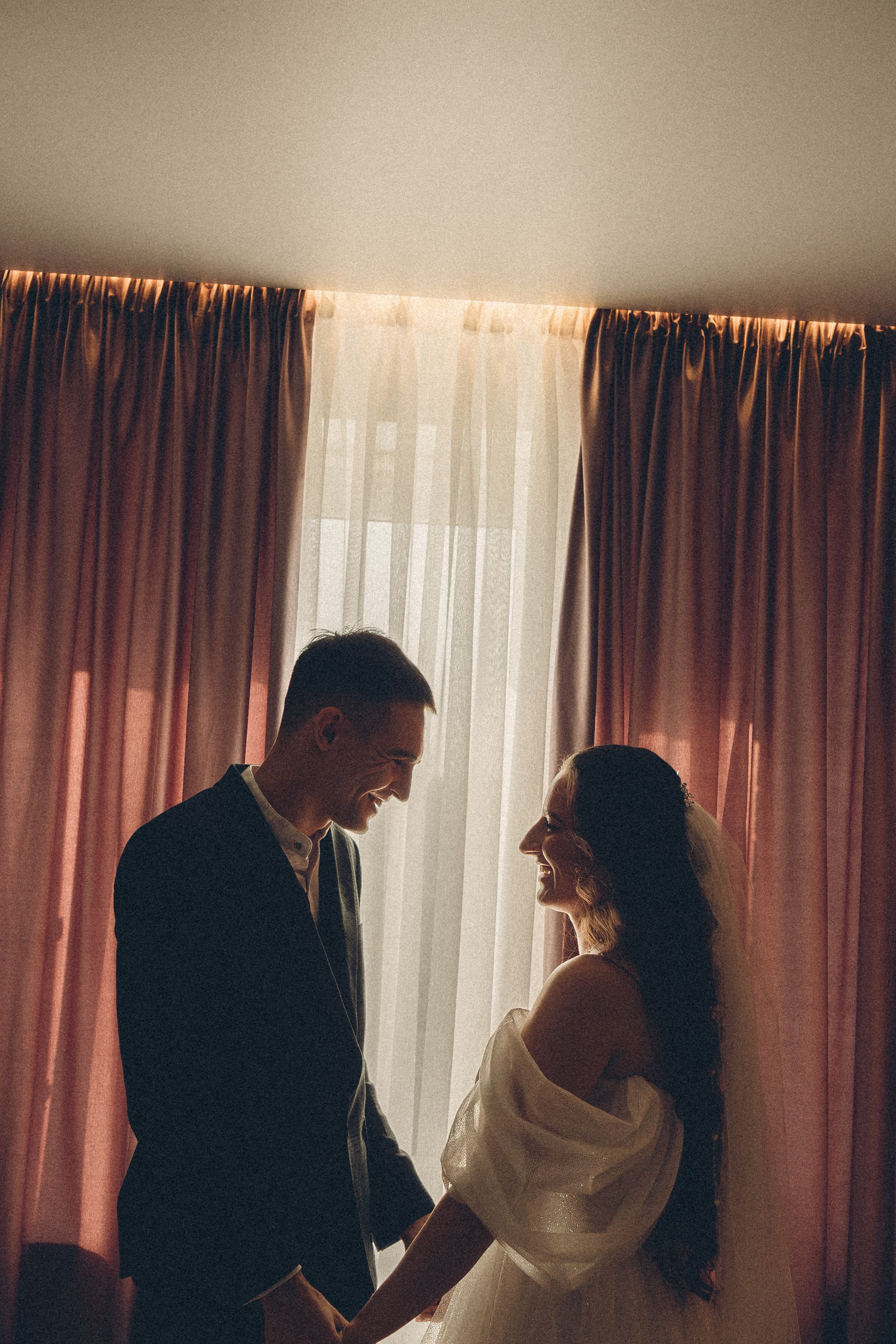 СВАДЕБНАЯ СЬЕМК В ПАРКЕ 300-ЛЕТИЯ. Профессиональный фотограф, Санкт-Петербург — Виктория Богомолова