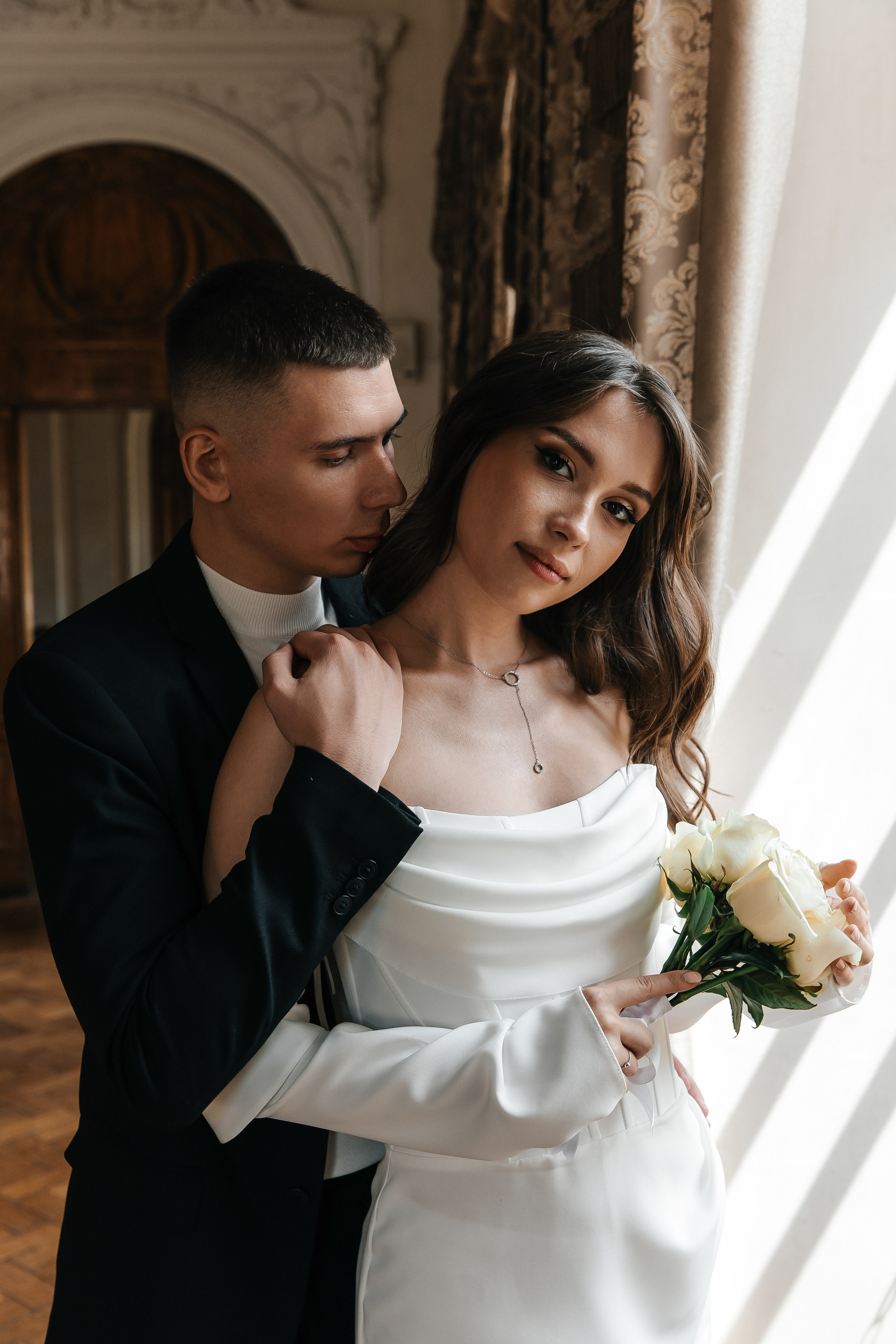 Свадебная фотосессия в Библиотеке-читальне им. А. С. Пушкина. Фотограф и видеограф Анна Домашенко