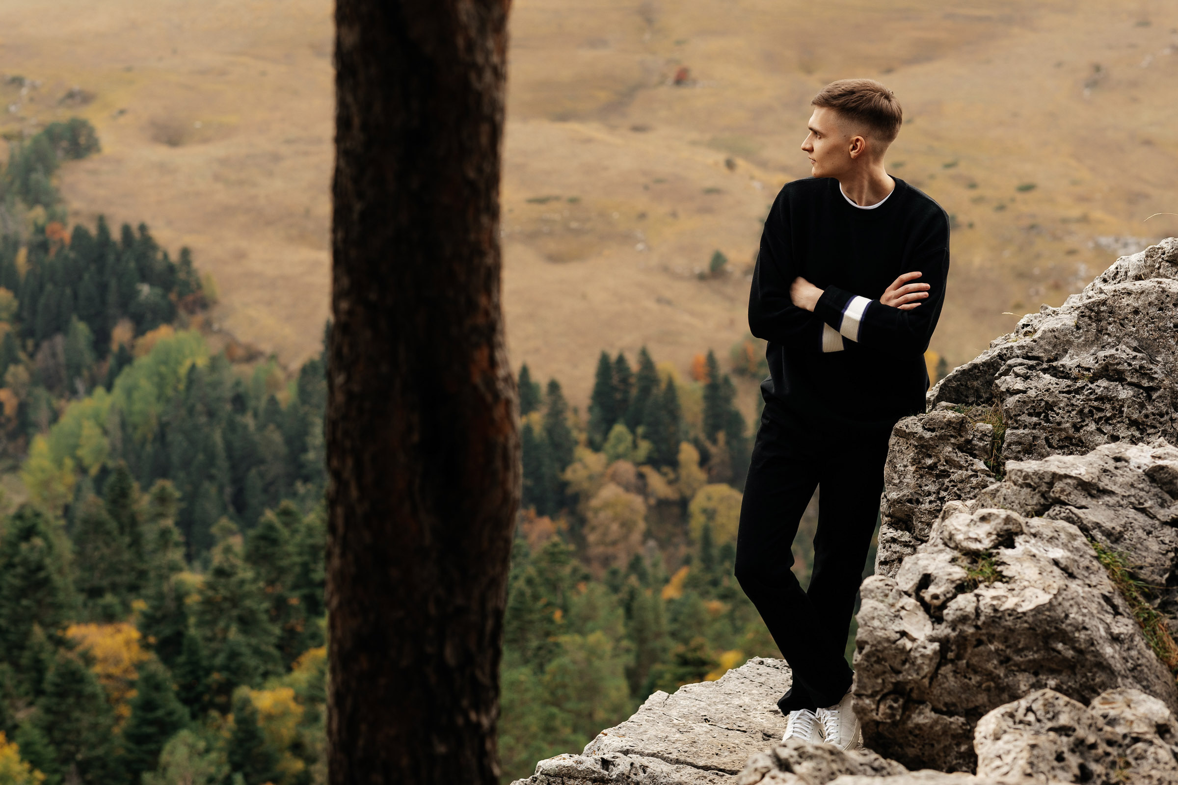 Красочное Love Story в осенних горах. Архитектурный и интерьерный фотограф в Краснодаре | Дмитрий Демской