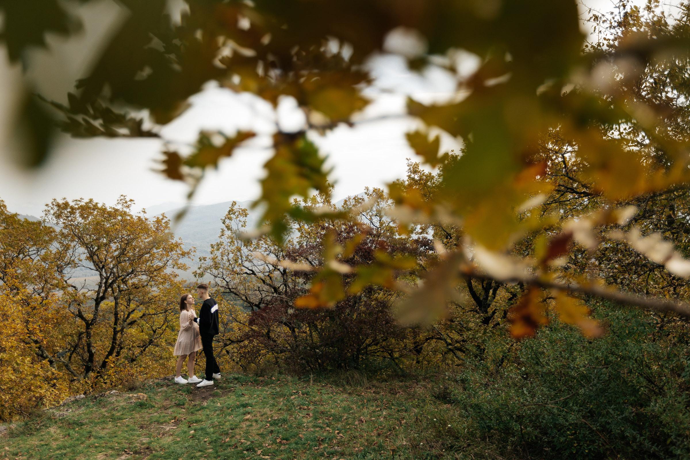 Красочное Love Story в осенних горах. Архитектурный и интерьерный фотограф в Краснодаре | Дмитрий Демской