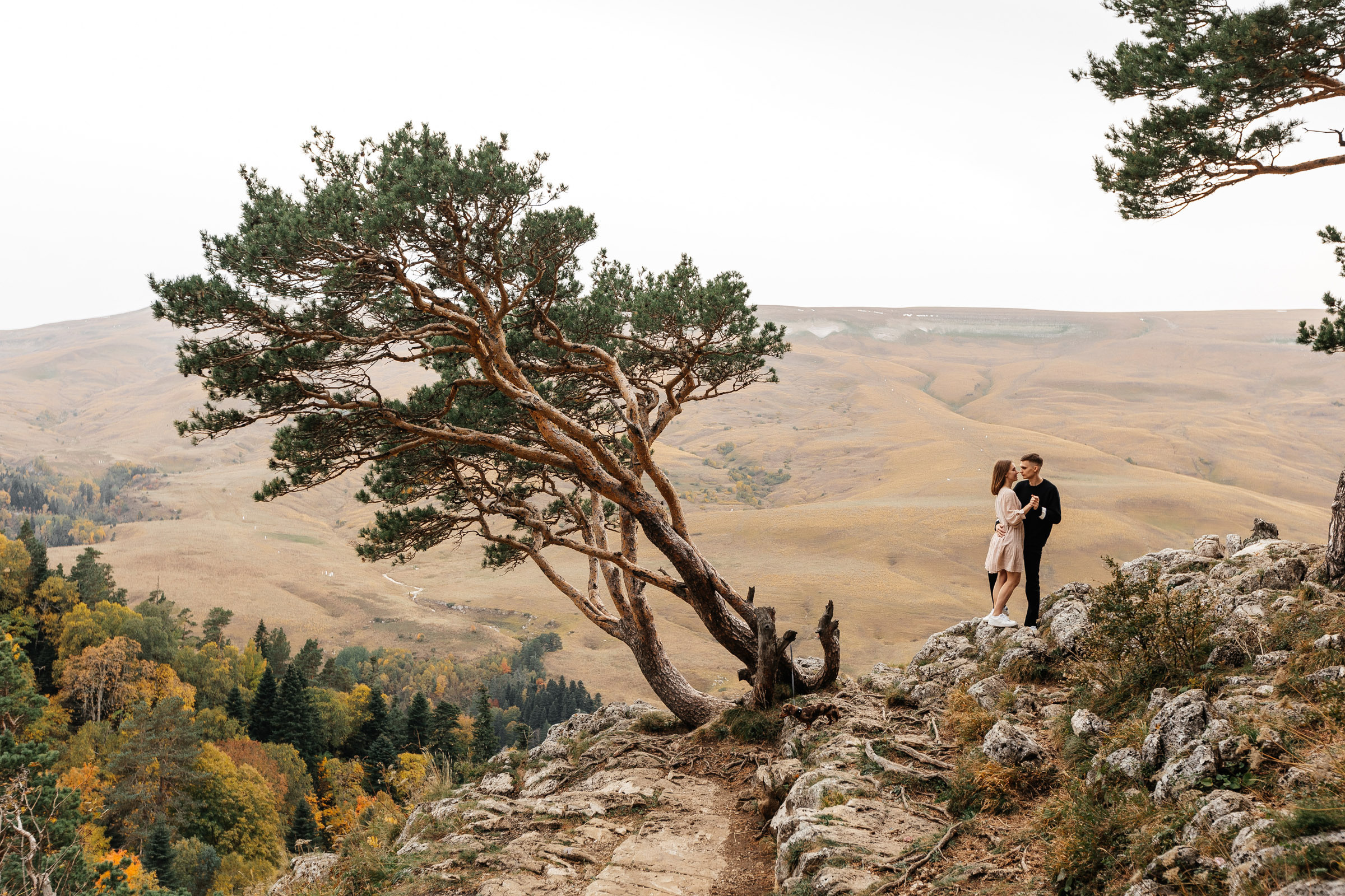 Красочное Love Story в осенних горах. Архитектурный и интерьерный фотограф в Краснодаре | Дмитрий Демской