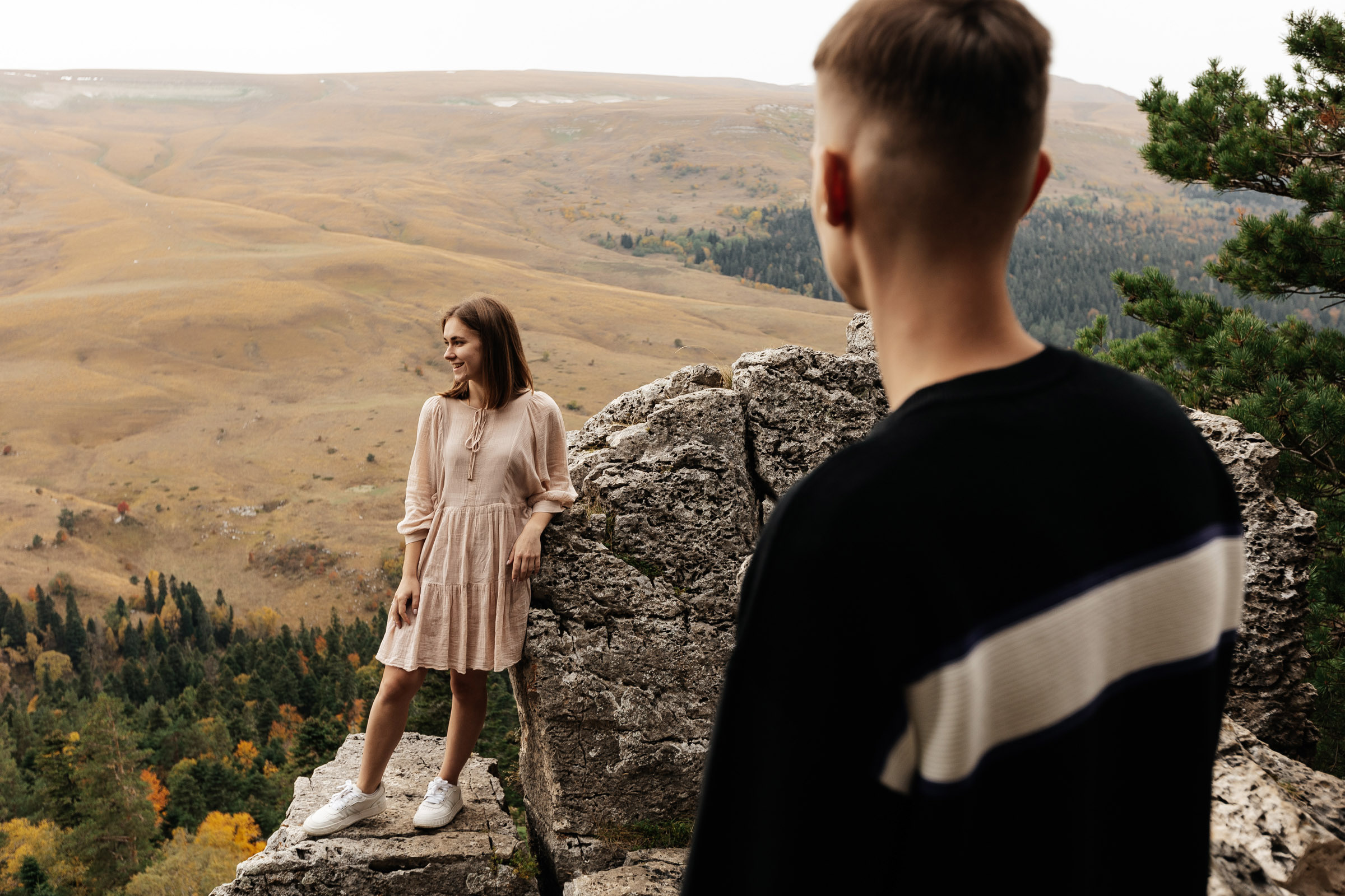 Красочное Love Story в осенних горах. Архитектурный и интерьерный фотограф в Краснодаре | Дмитрий Демской