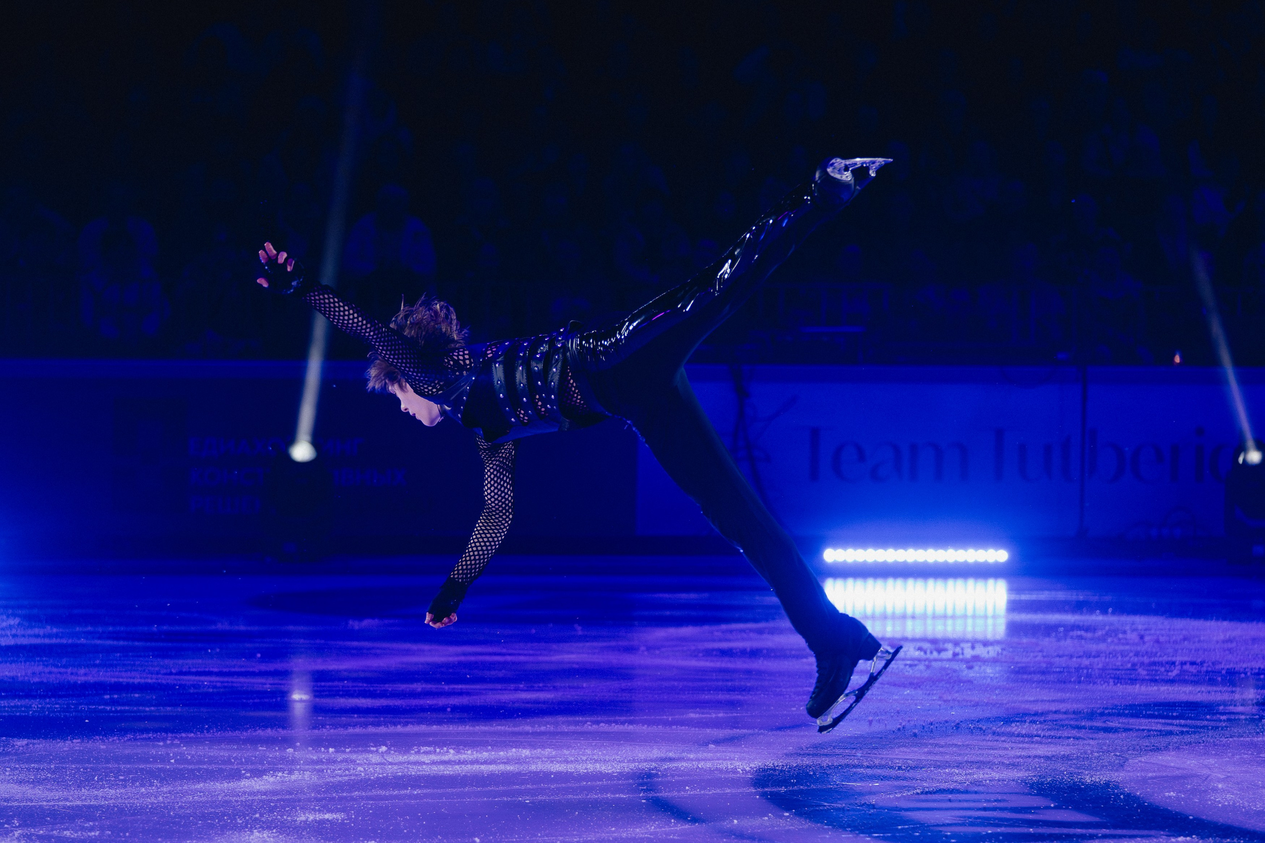 Шоу Этери Тутберидзе в Новосибирске. Воробьева Ксения — Спортивный и танцевальный фотограф Новосибирск