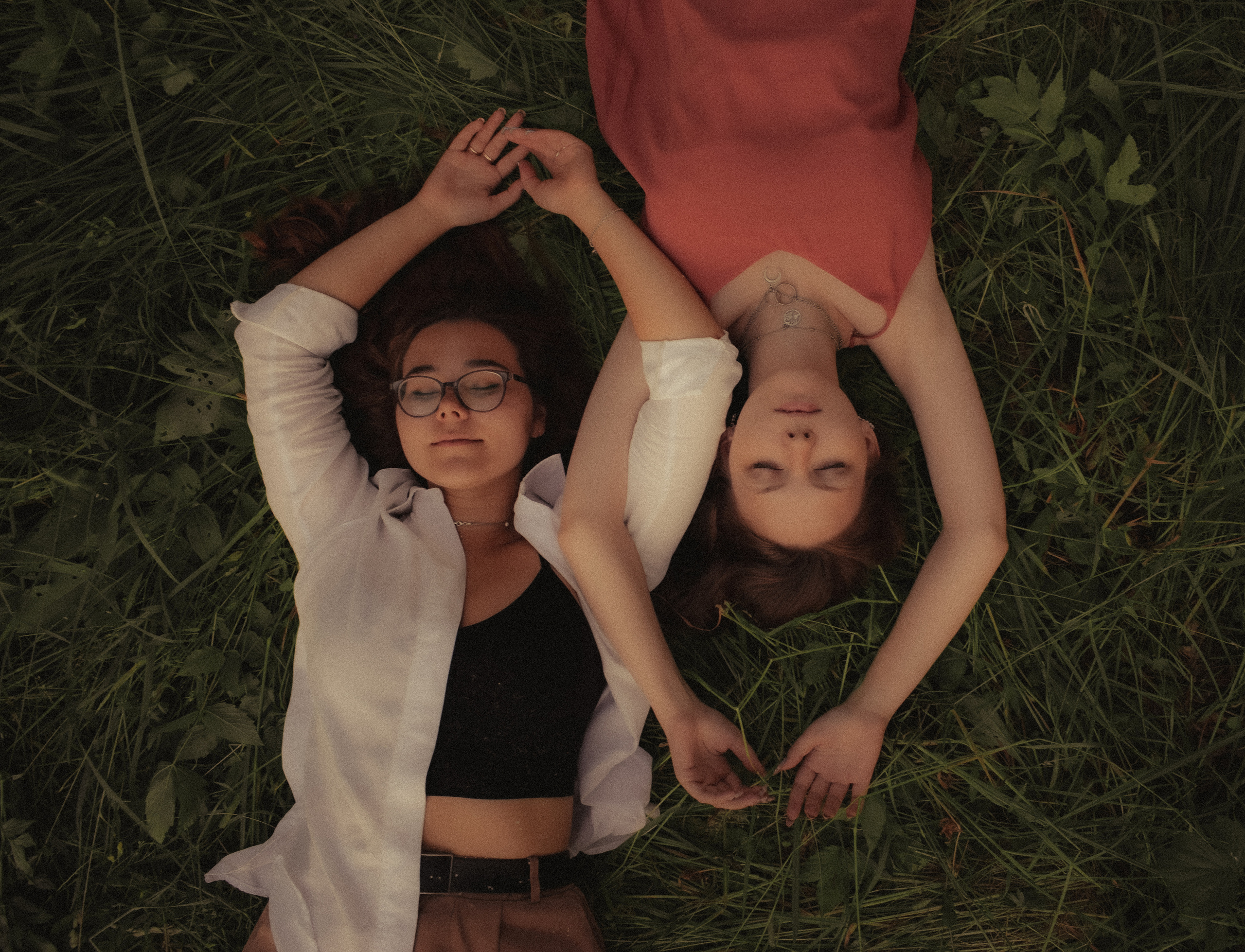 История Марины и Насти в Александровском парке. Фотограф в Санкт-Петербурге