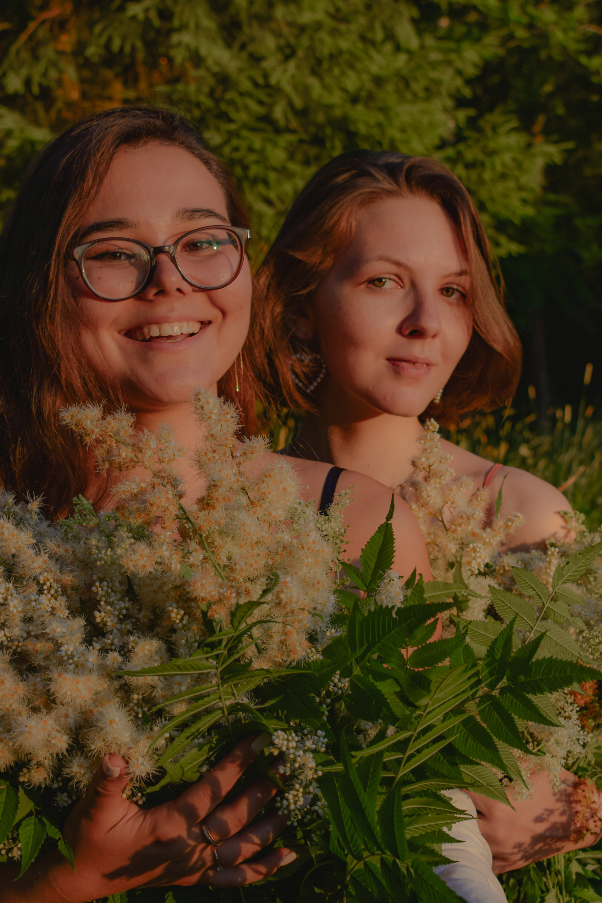 История Марины и Насти в Александровском парке. Фотограф в Санкт-Петербурге