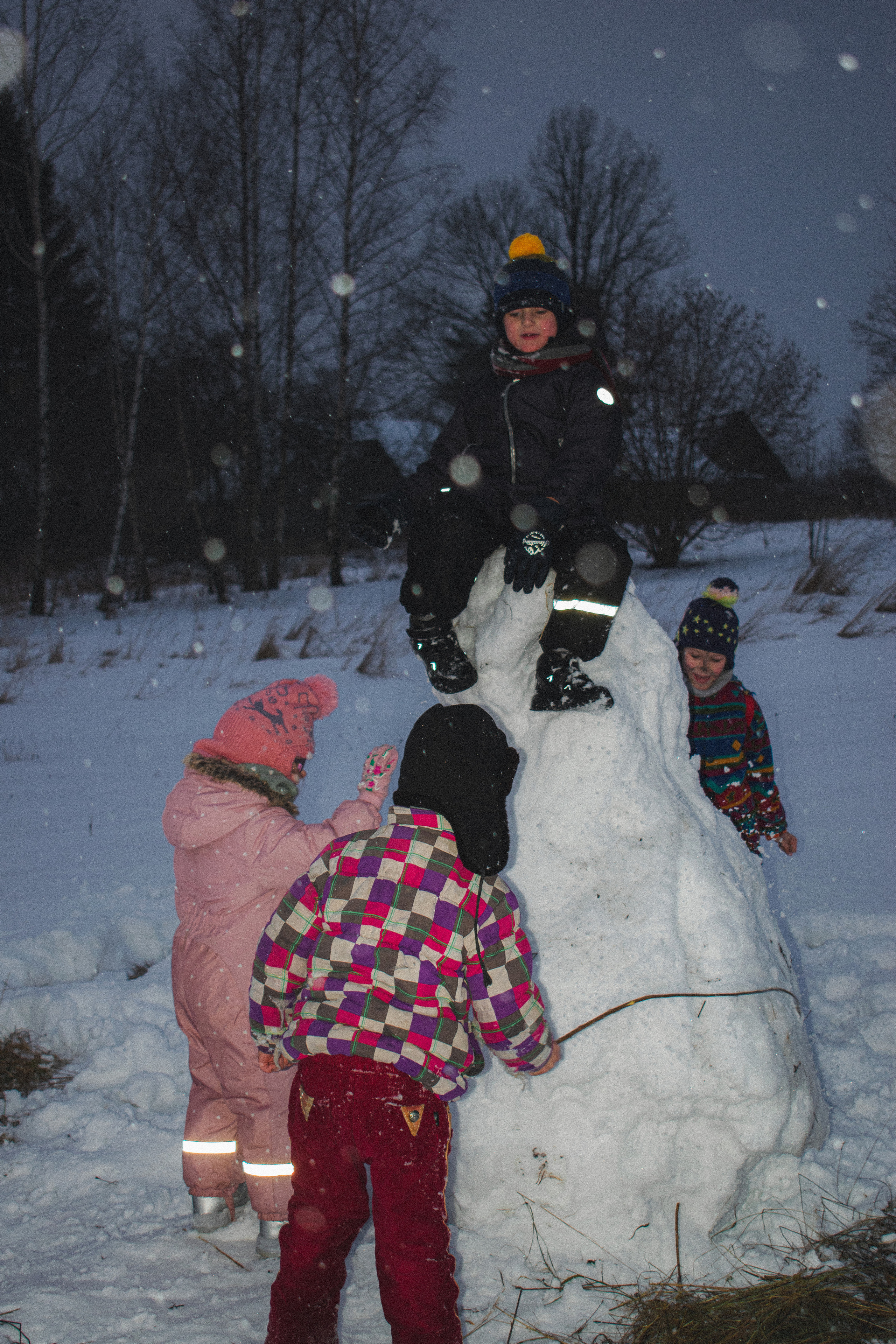 История в зимней деревне. Фотограф в Санкт-Петербурге
