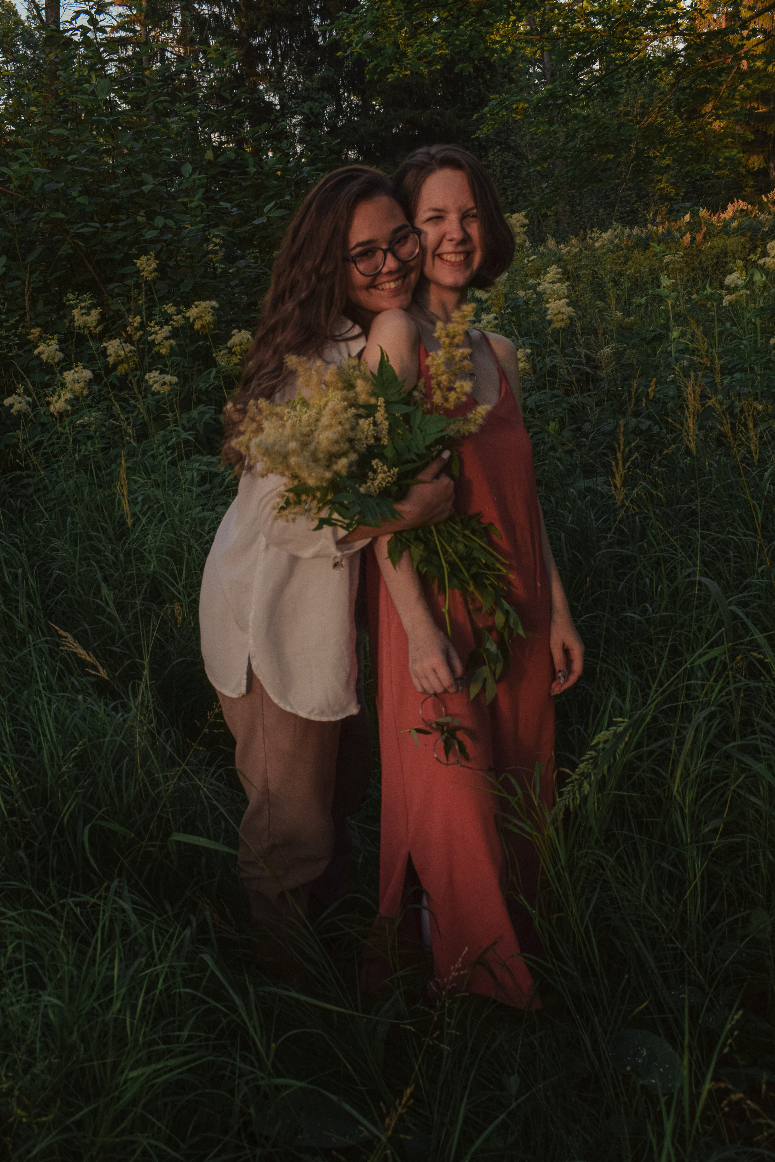 История Марины и Насти в Александровском парке. Фотограф в Санкт-Петербурге