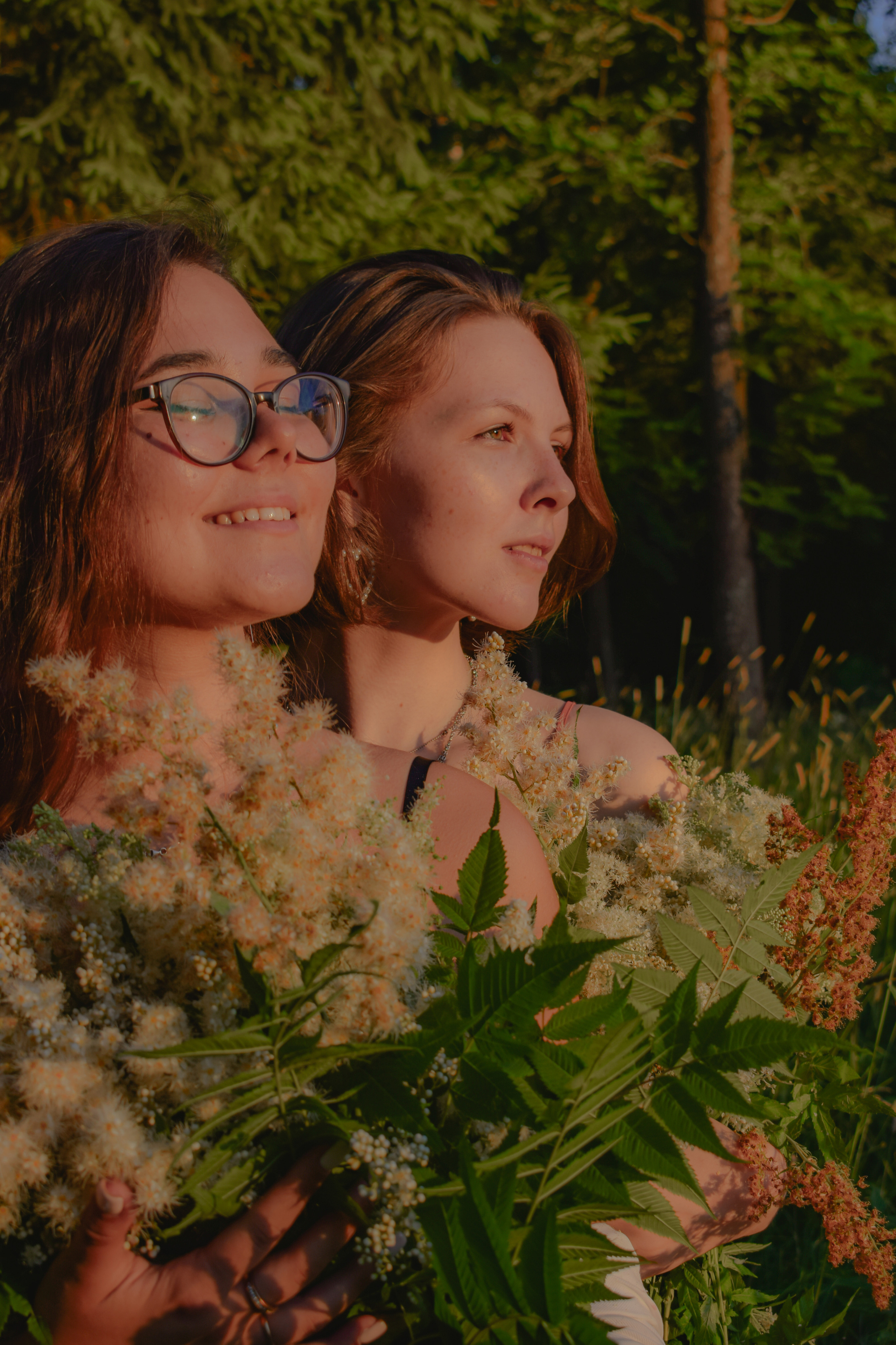 История Марины и Насти в Александровском парке. Фотограф в Санкт-Петербурге