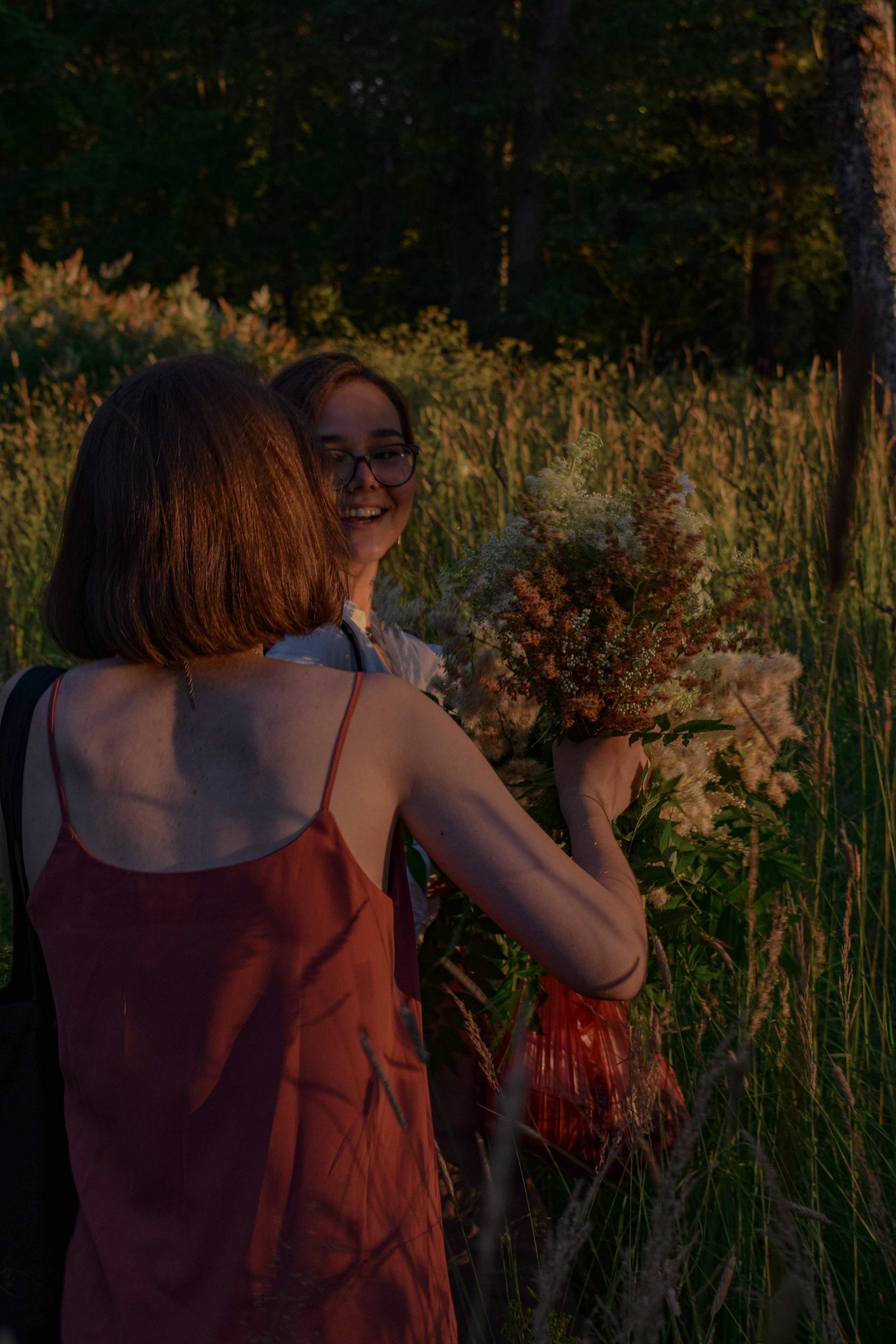 История Марины и Насти в Александровском парке. Фотограф в Санкт-Петербурге