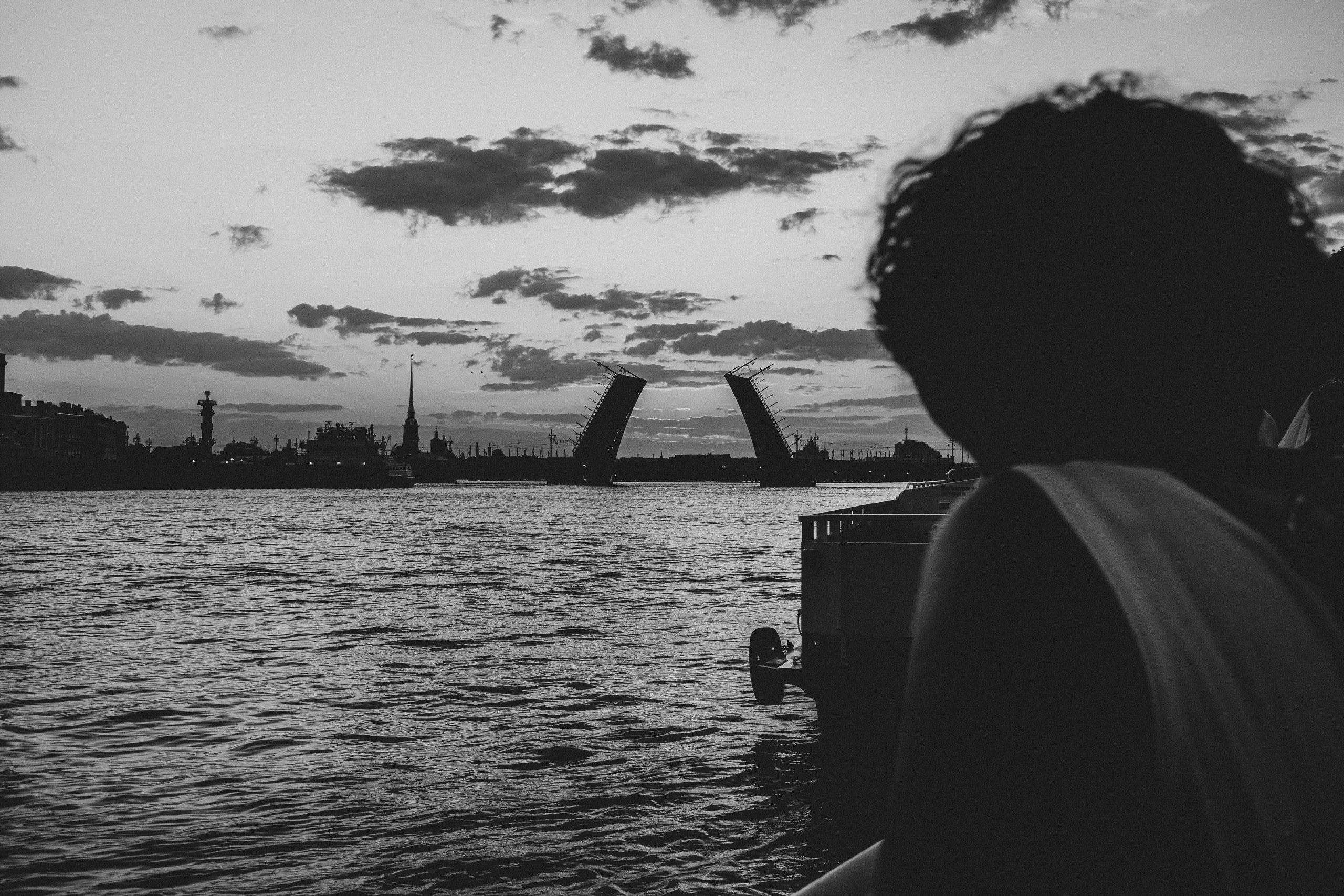 Белые ночи Алины и Евгении. Фотограф в Санкт-Петербурге