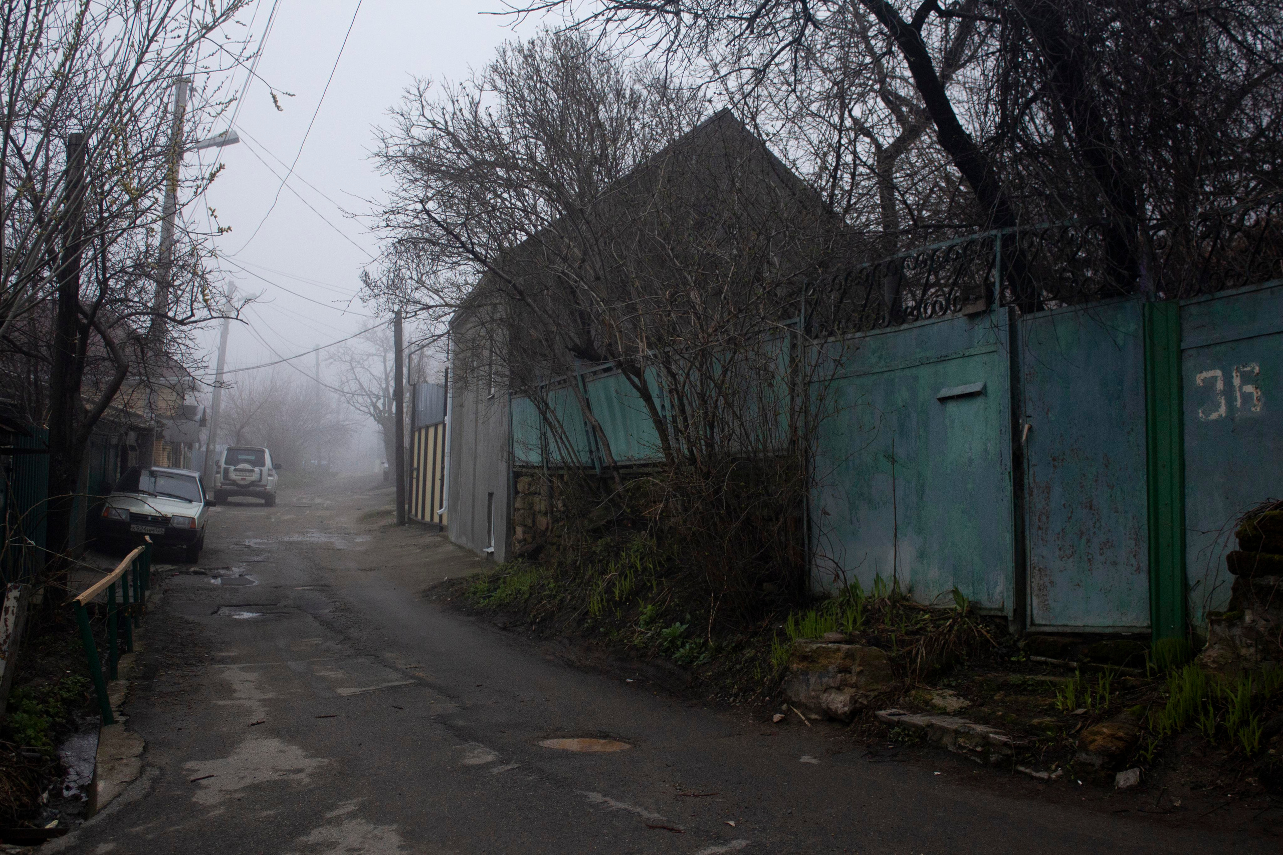 Ставрополь. Трущобы под солдатом. Горева Александра. Фотограф