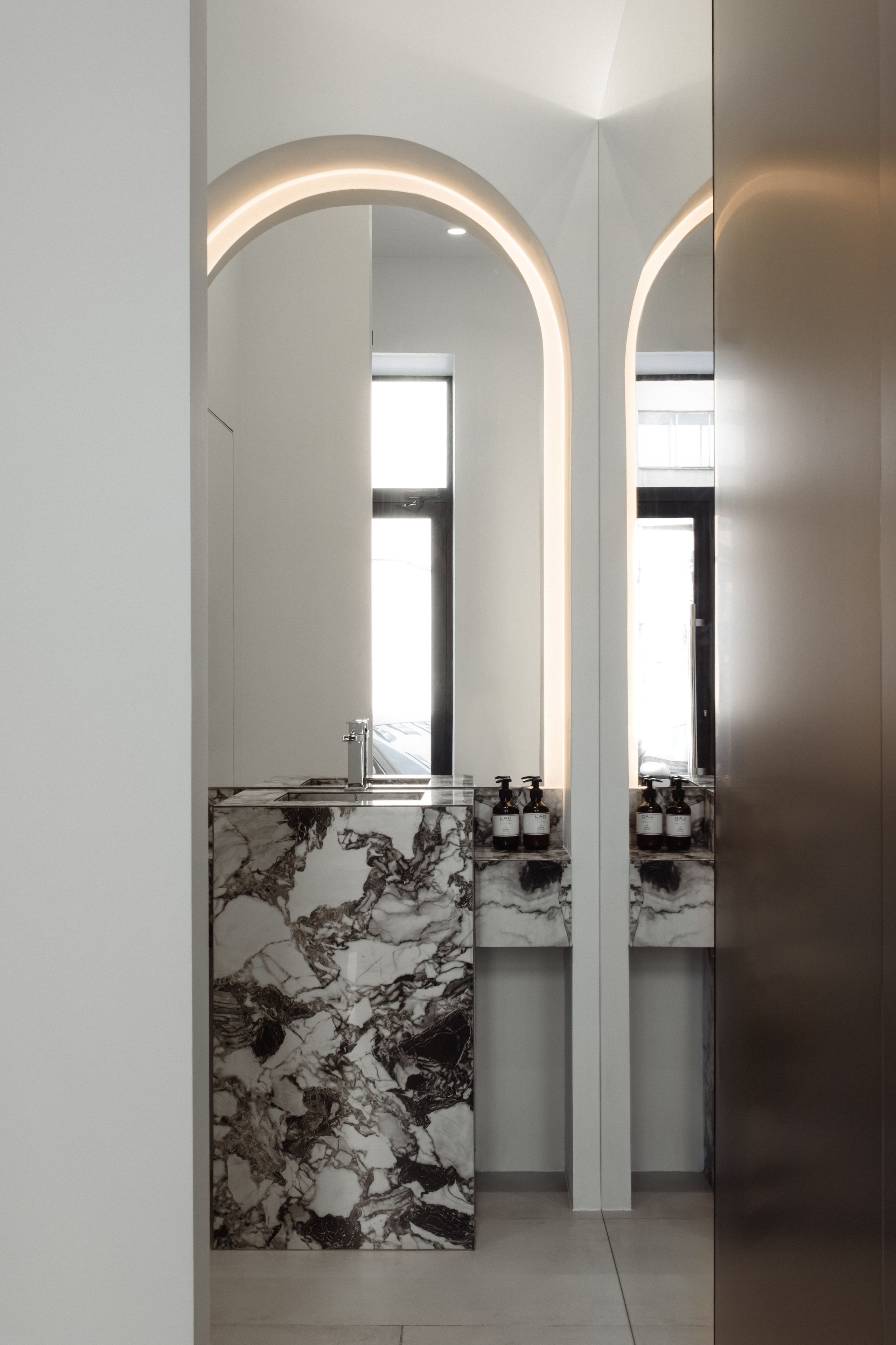 Accsessoriii Store in Vladikavkaz by Victoria Gigolayeva. Ekaterina Symidi. Interior Photographer