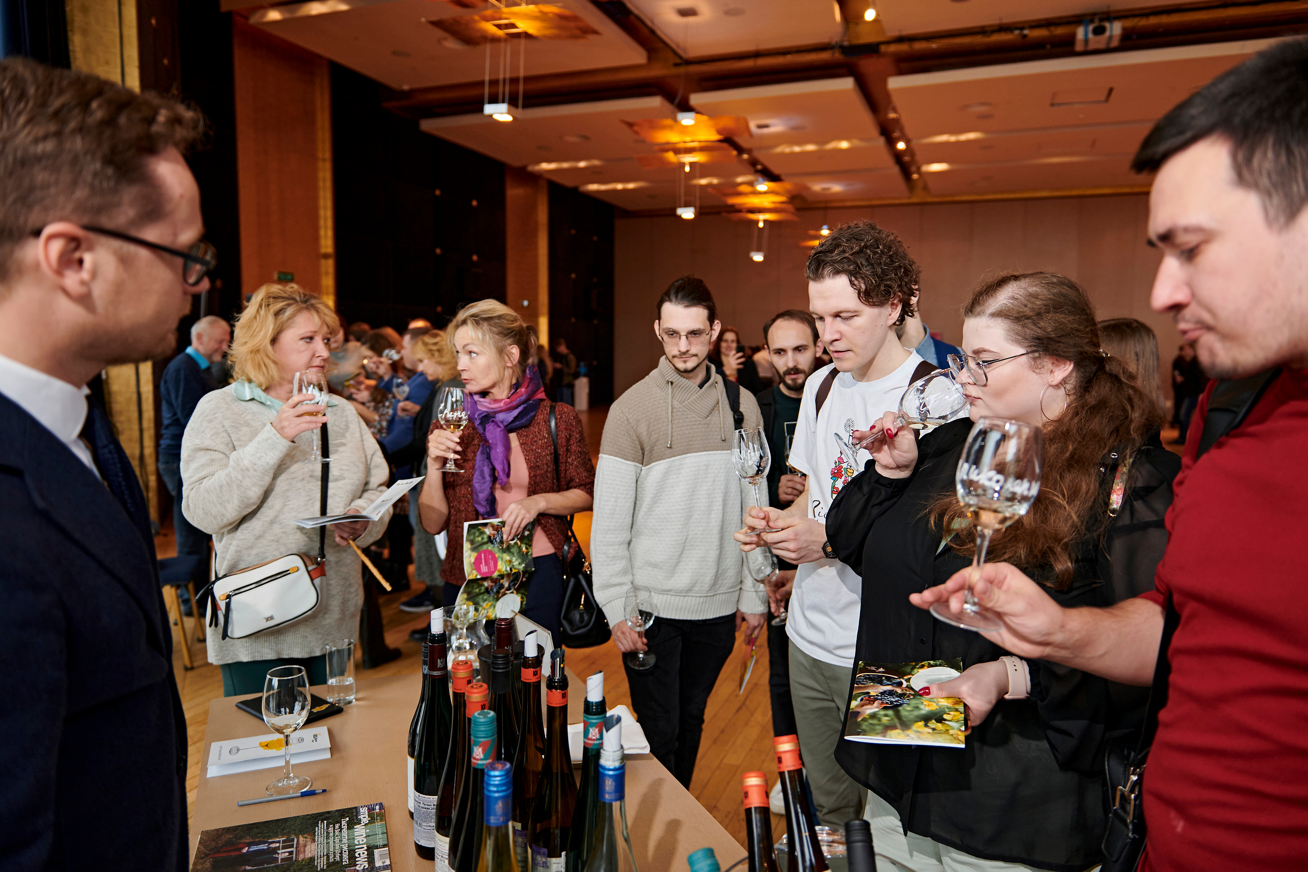 Винная дегустация для сомелье. Фотограф Постольник Дарья