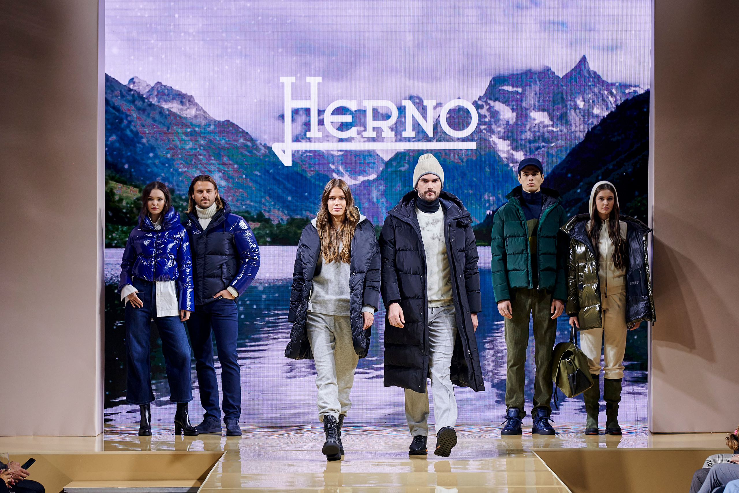 Модный показ «Кашемир и Шелк». Фотограф Постольник Дарья