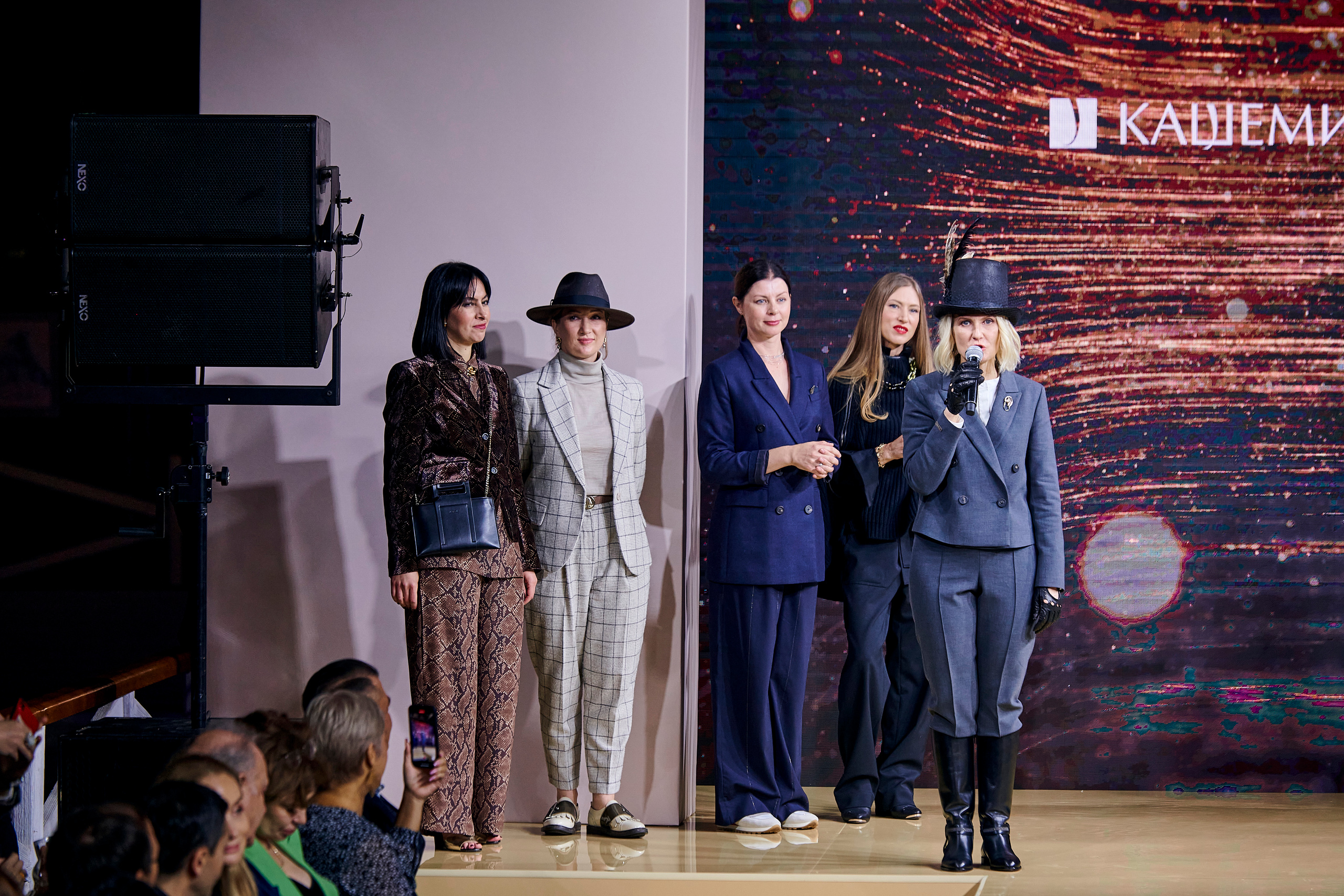 Модный показ «Кашемир и Шелк». Фотограф Постольник Дарья