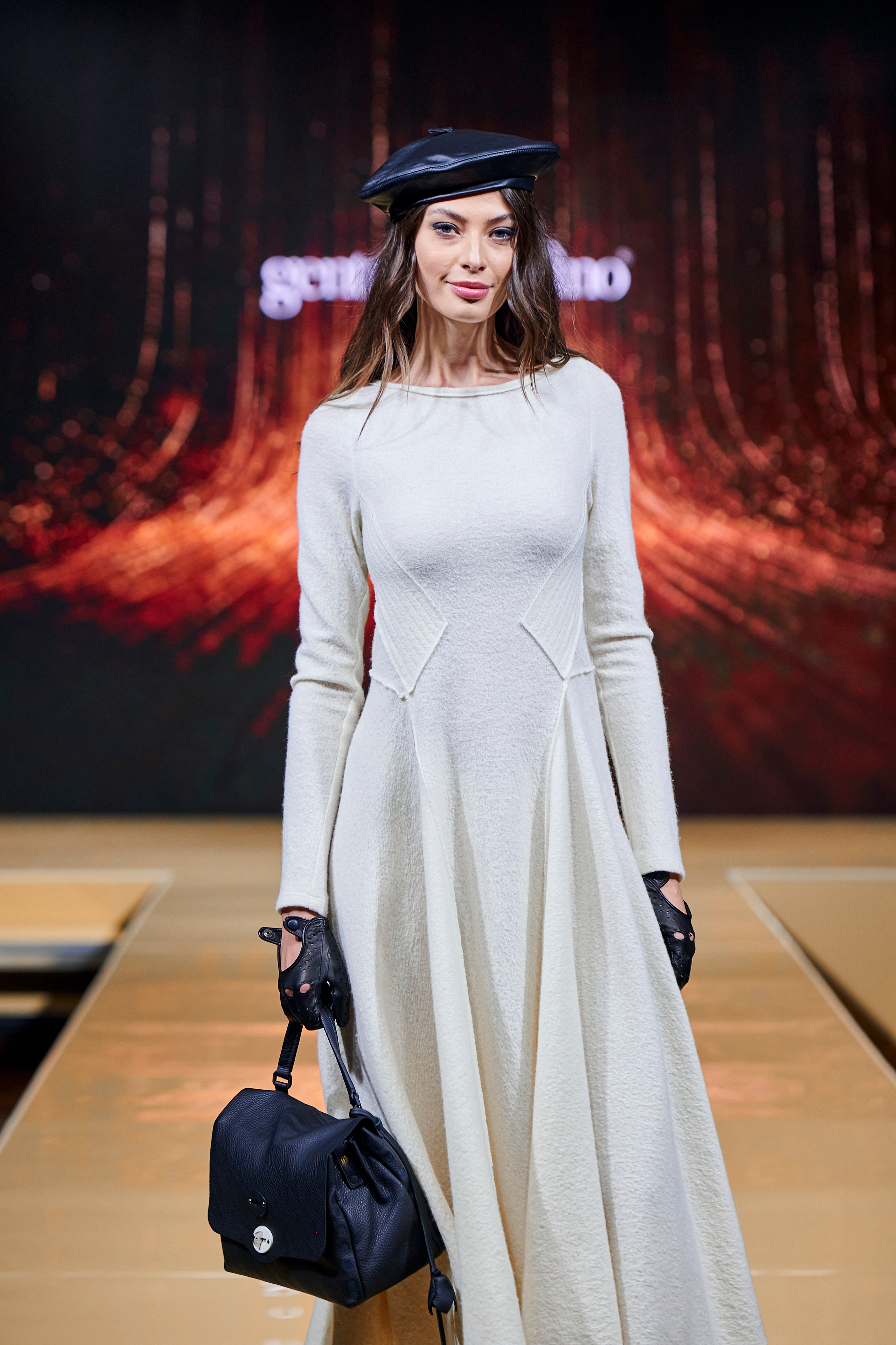 Модный показ «Кашемир и Шелк». Фотограф Постольник Дарья