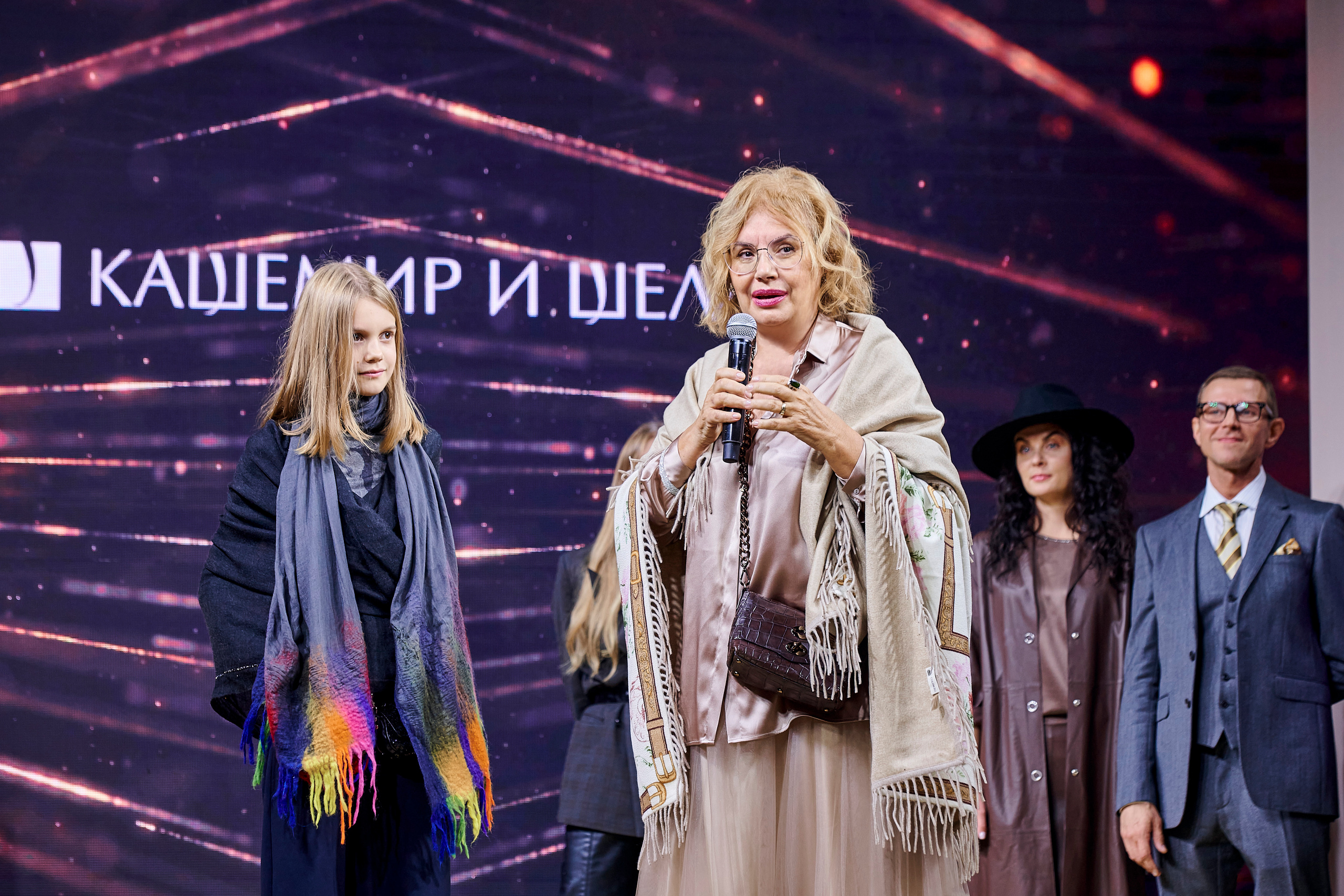 Модный показ «Кашемир и Шелк». Фотограф Постольник Дарья