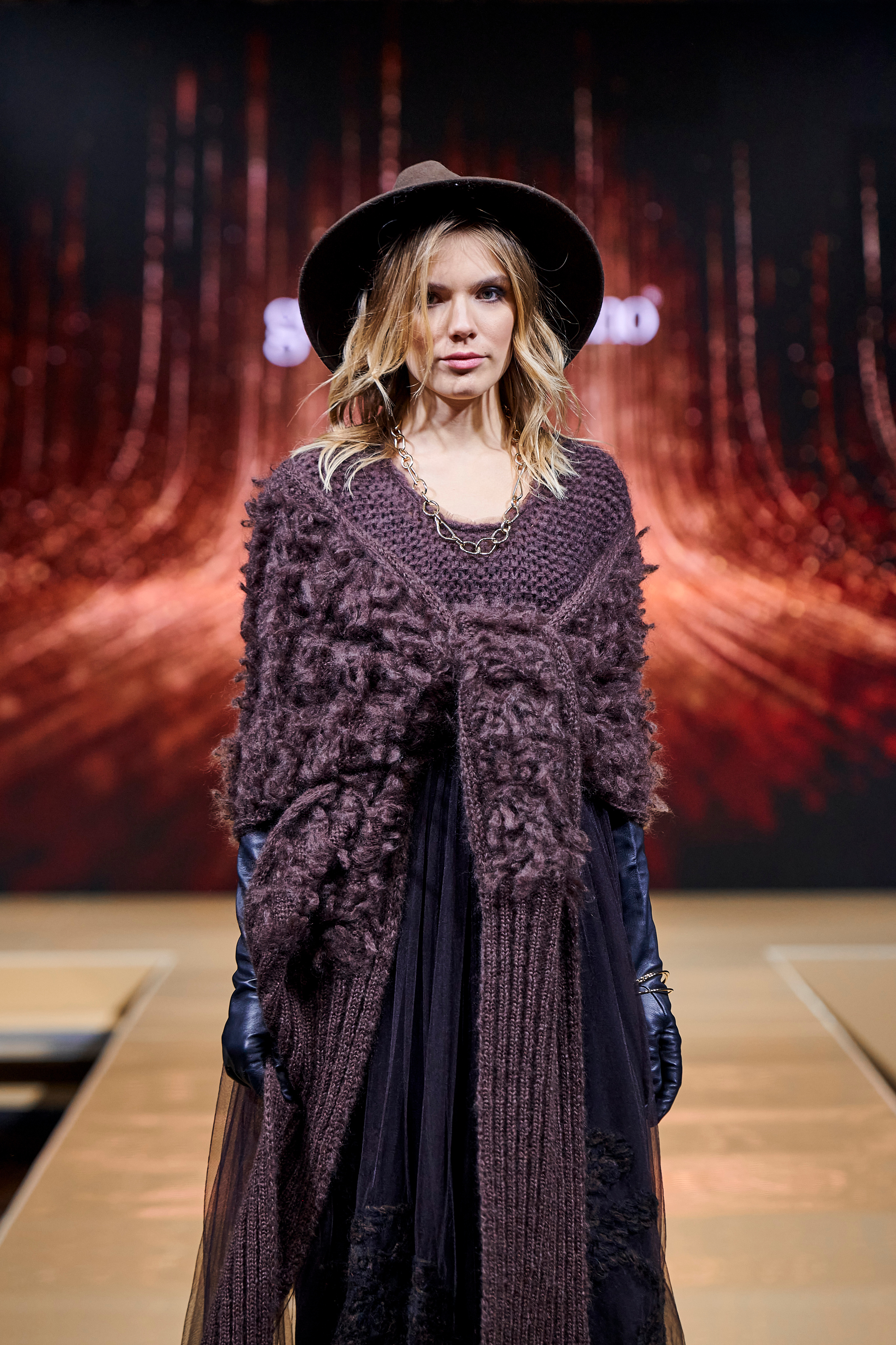 Модный показ «Кашемир и Шелк». Фотограф Постольник Дарья