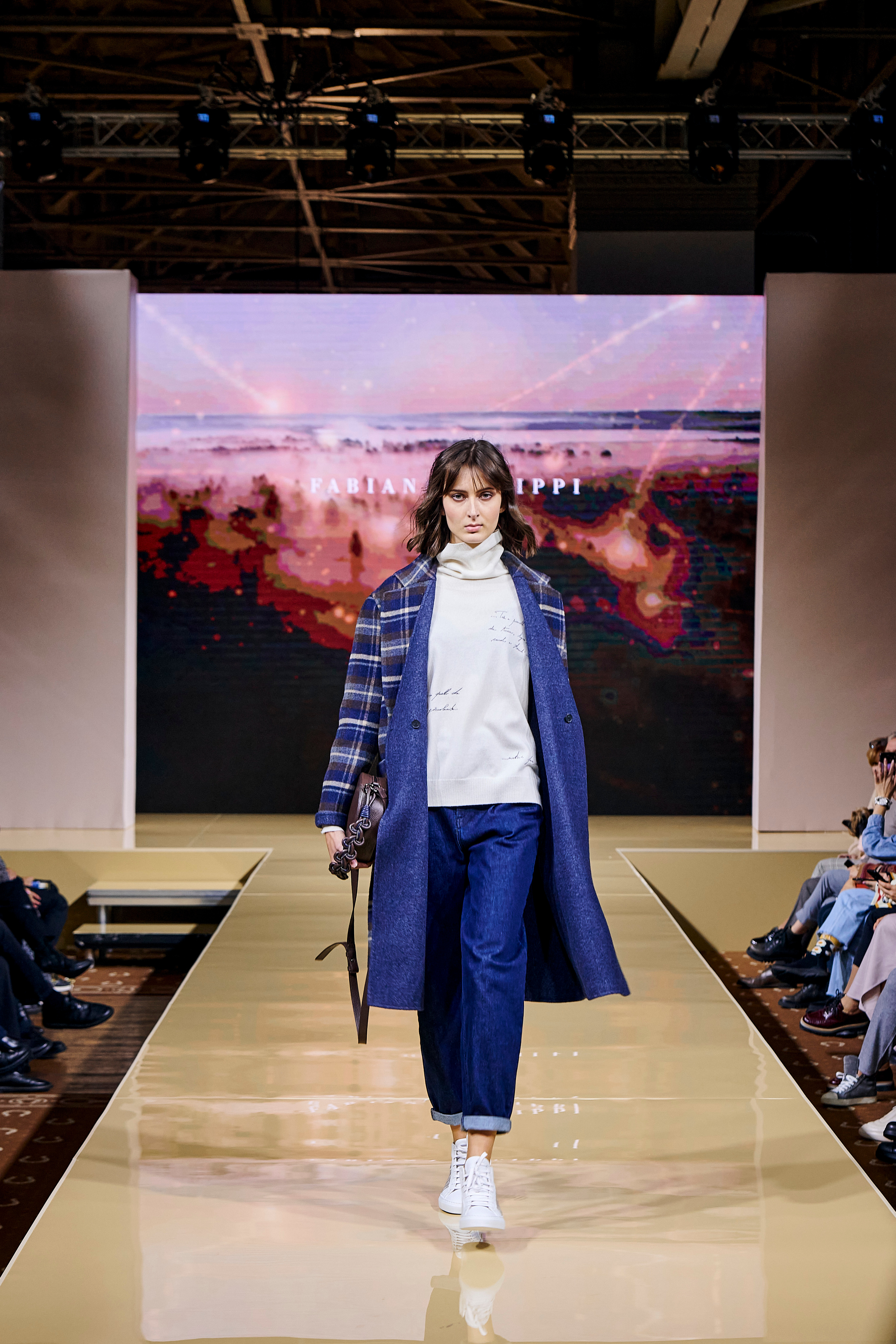 Модный показ «Кашемир и Шелк». Фотограф Постольник Дарья