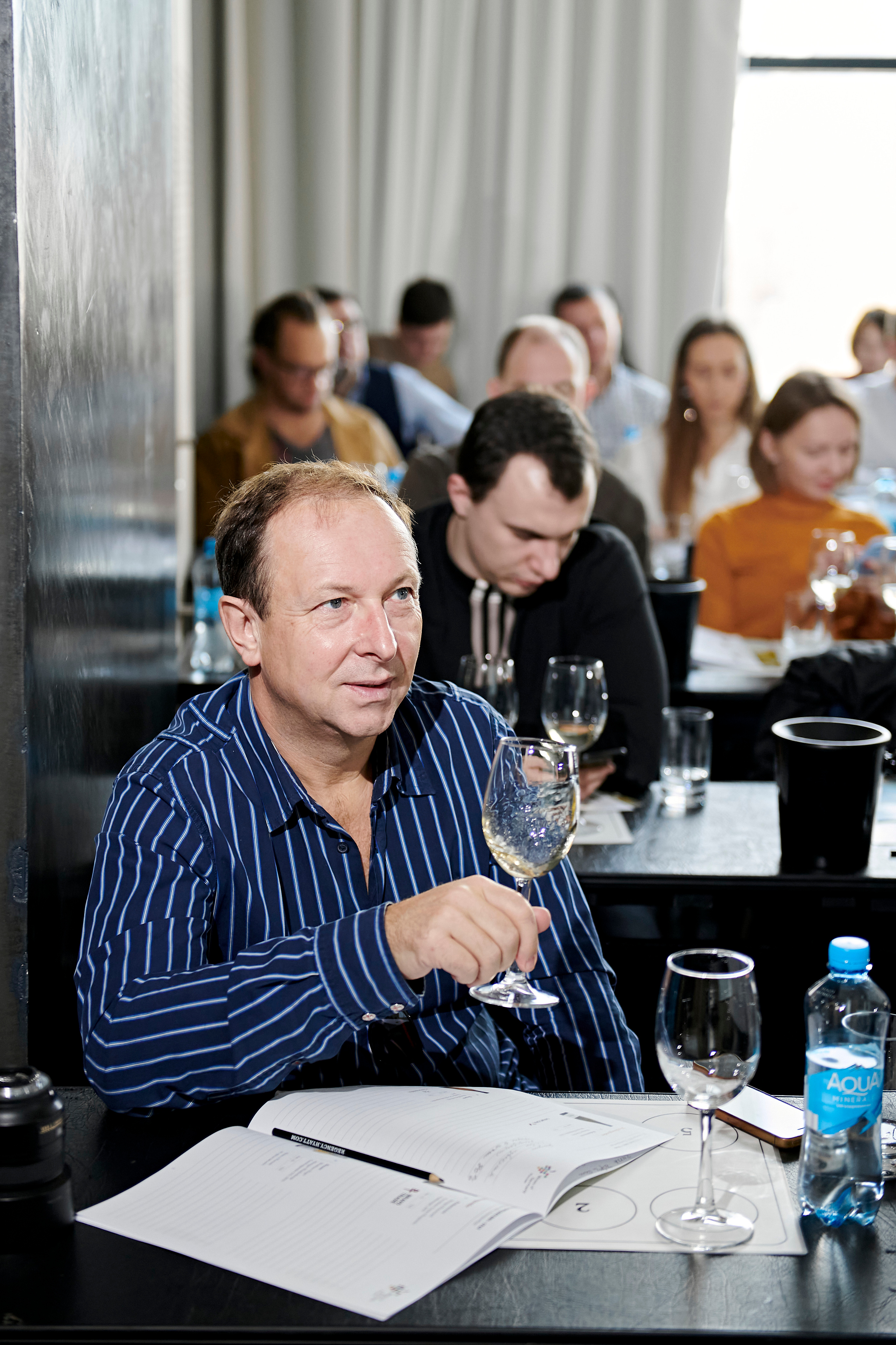 Винная дегустация для сомелье. Фотограф Постольник Дарья