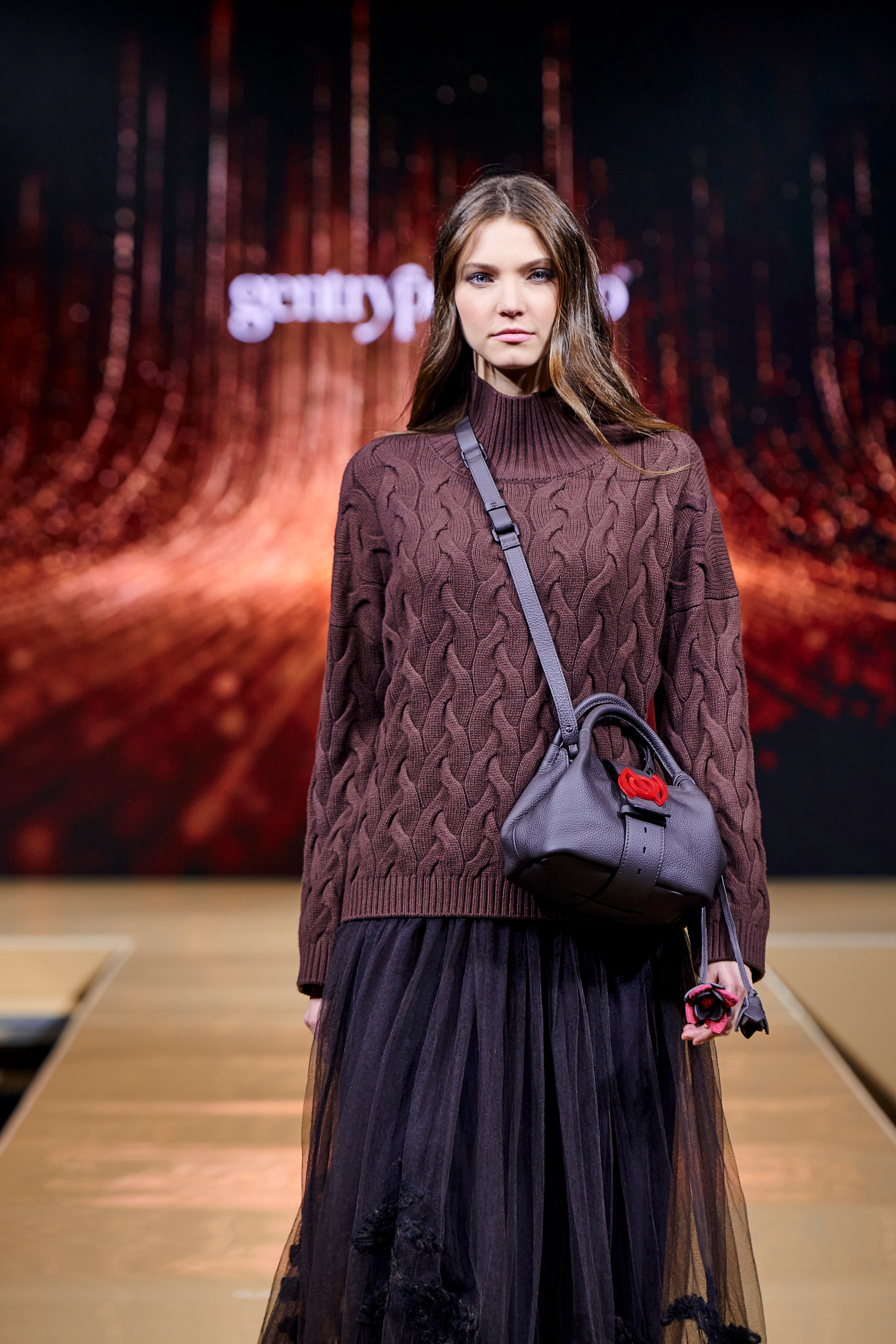 Модный показ «Кашемир и Шелк». Фотограф Постольник Дарья