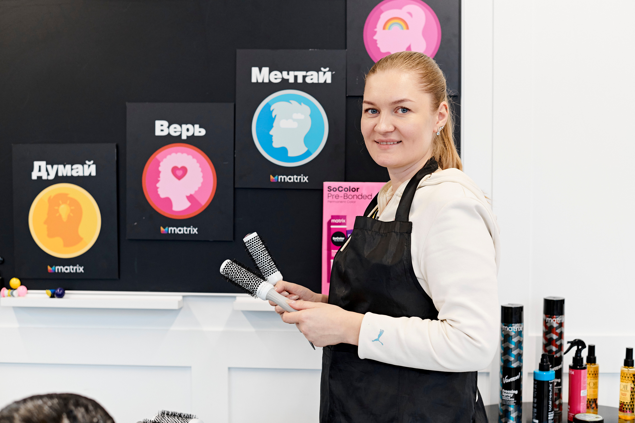 Мастер-класс по окрашиваниям и укладкам от Matrix. Фотограф Постольник Дарья