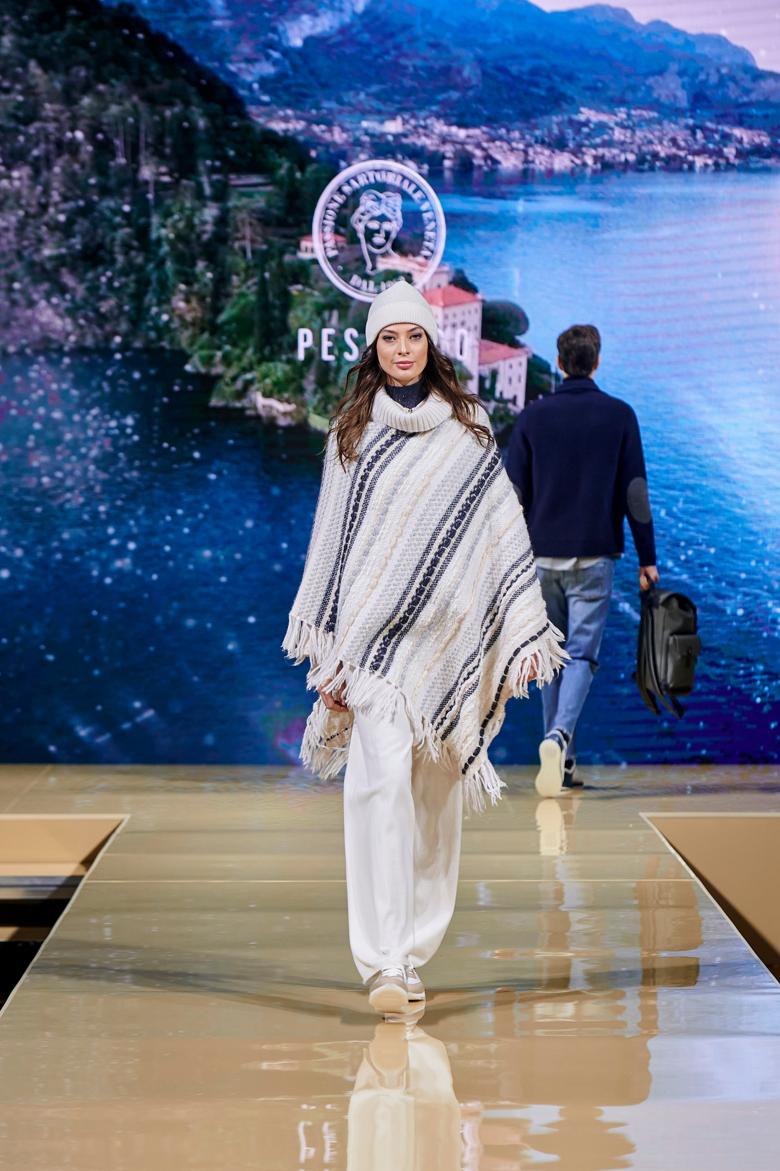 Модный показ «Кашемир и Шелк». Фотограф Постольник Дарья