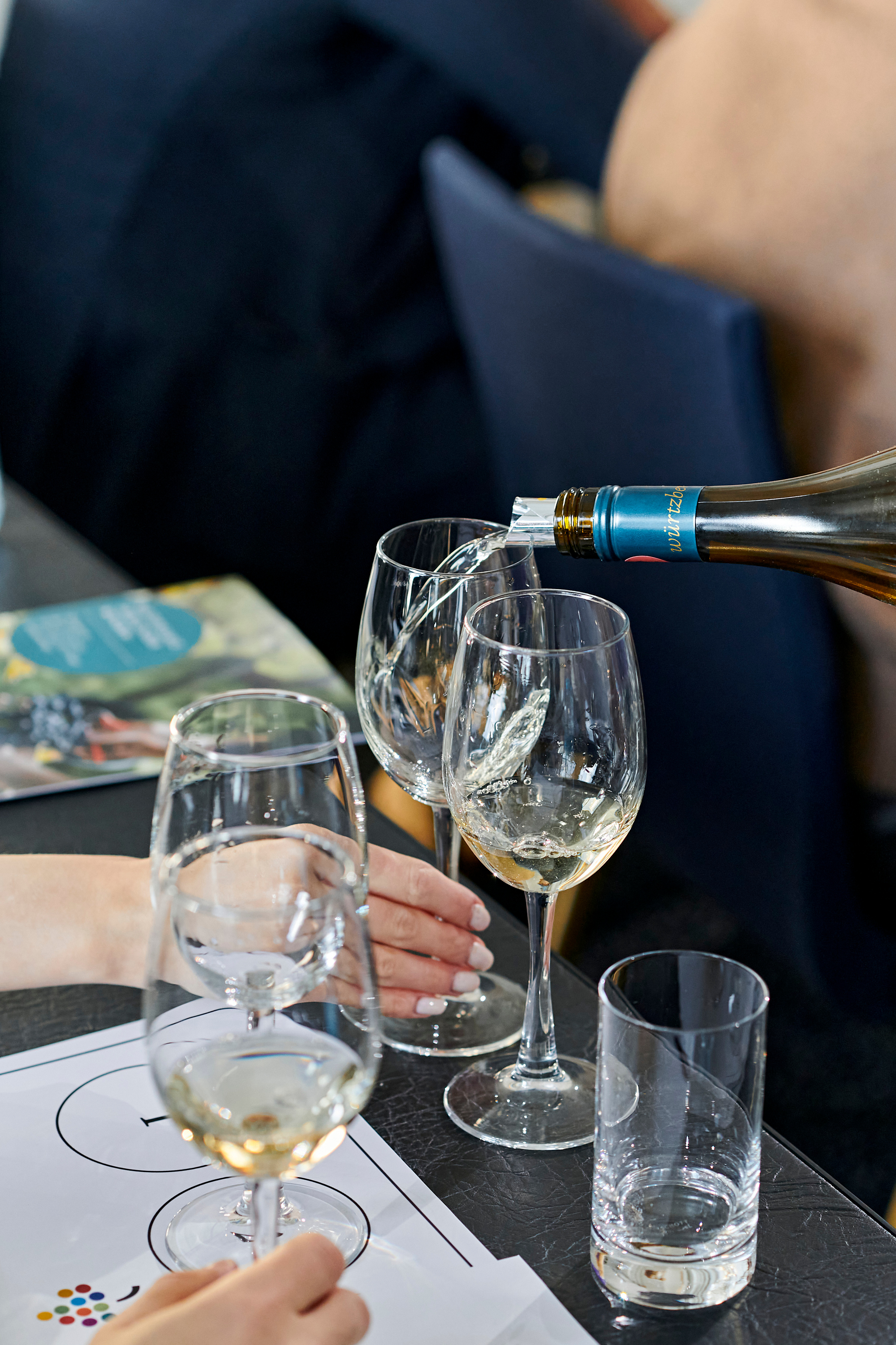 Винная дегустация для сомелье. Фотограф Постольник Дарья