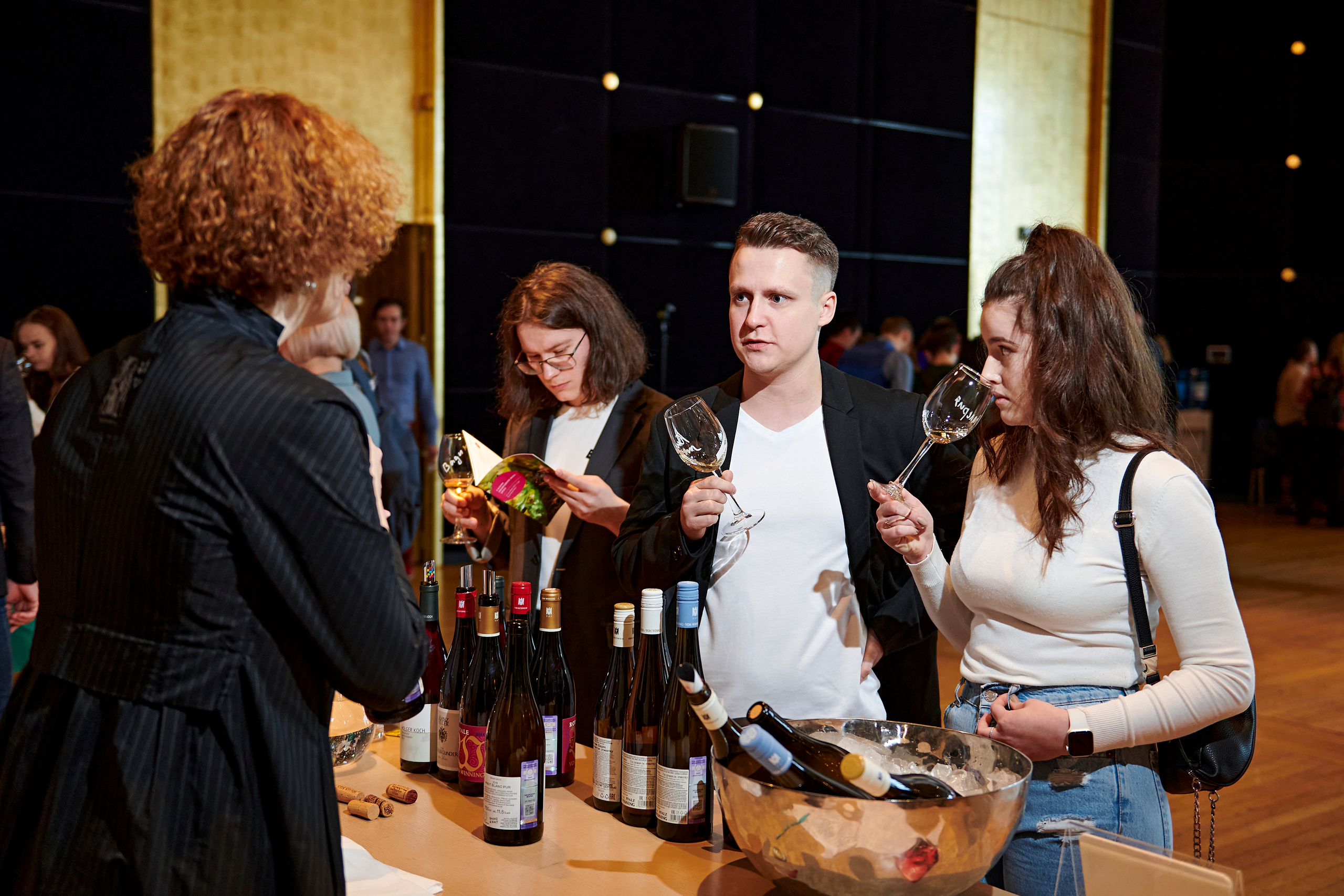Винная дегустация для сомелье. Фотограф Постольник Дарья