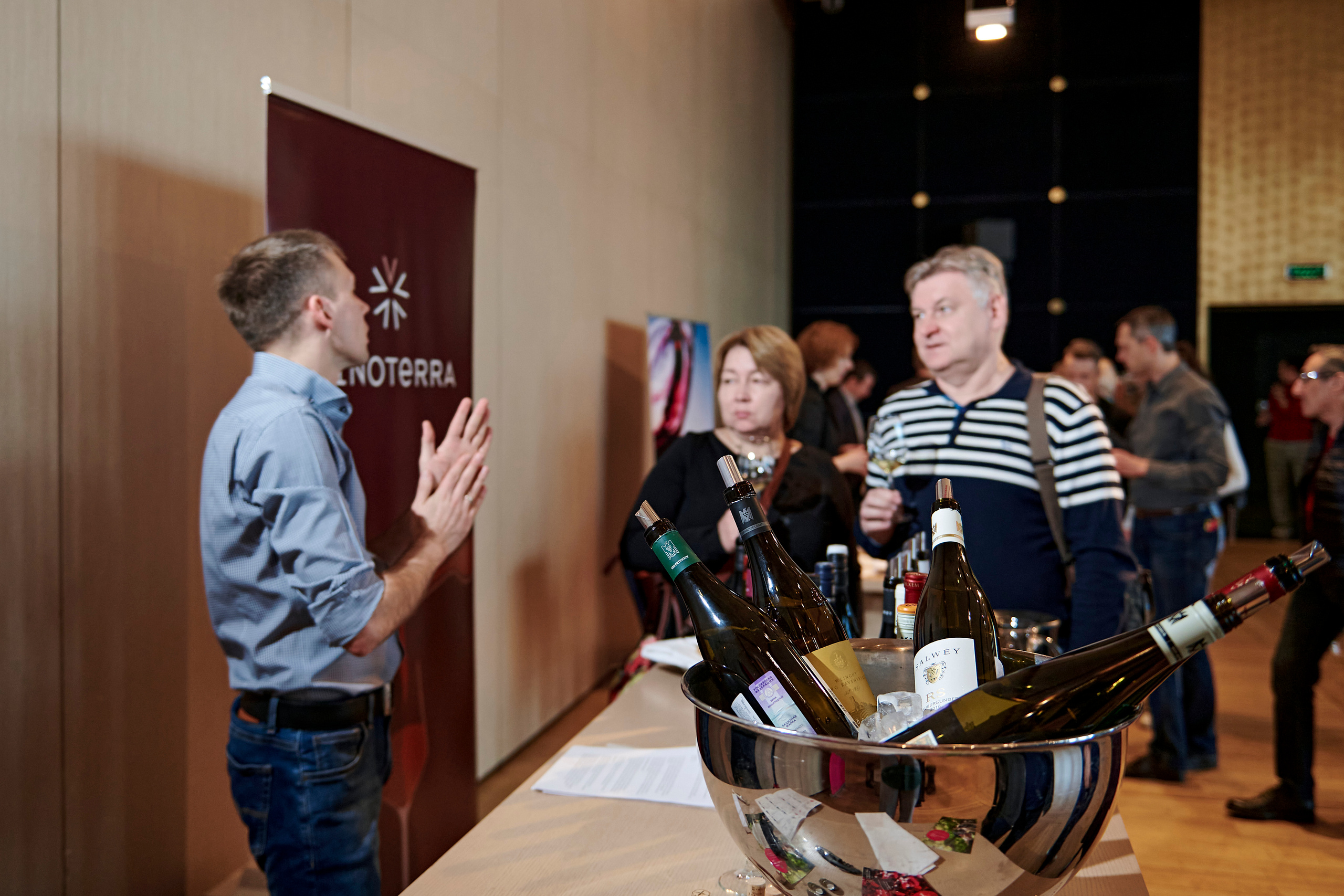 Винная дегустация для сомелье. Фотограф Постольник Дарья